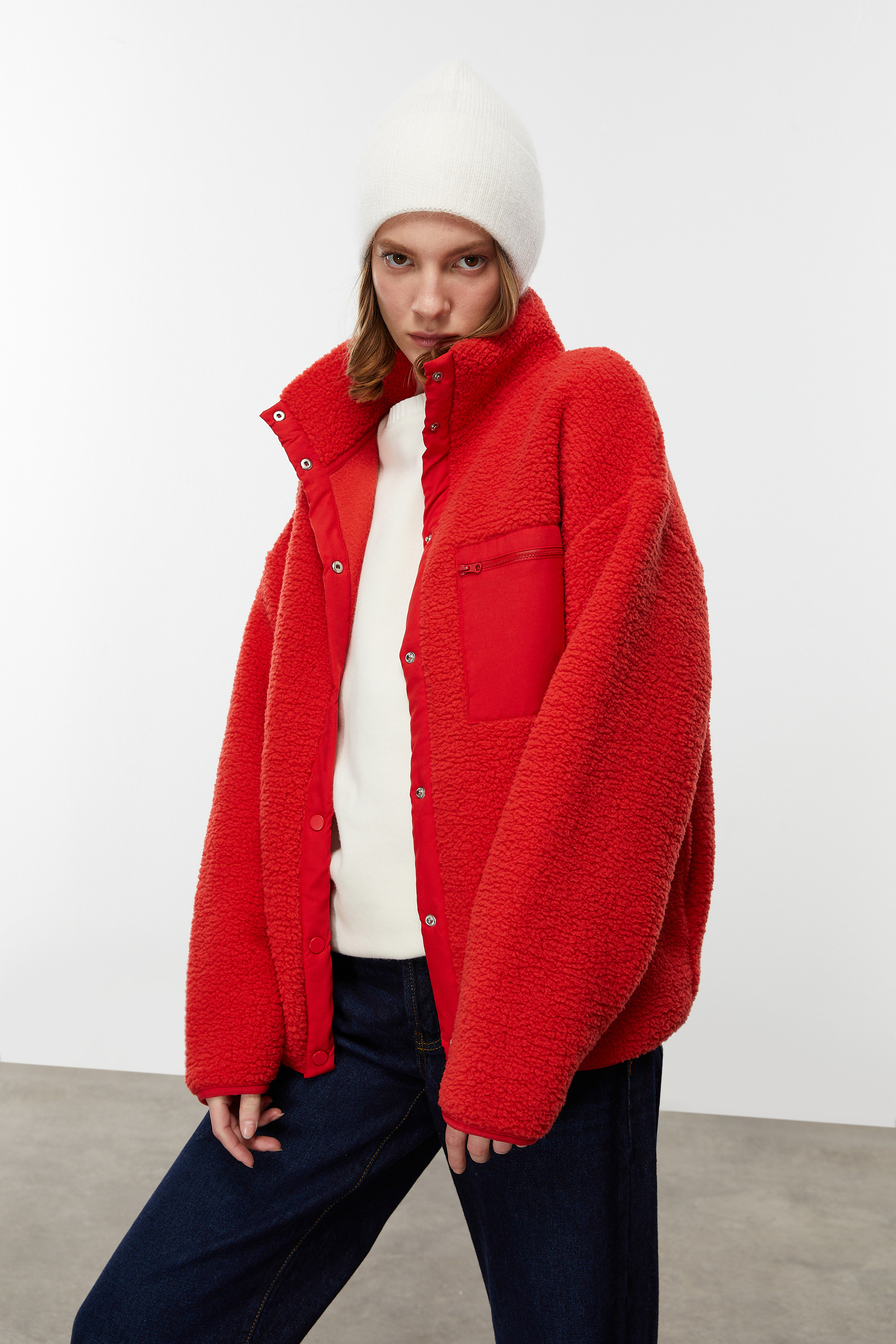 RAHAT KESİM PELÜŞ CEKET