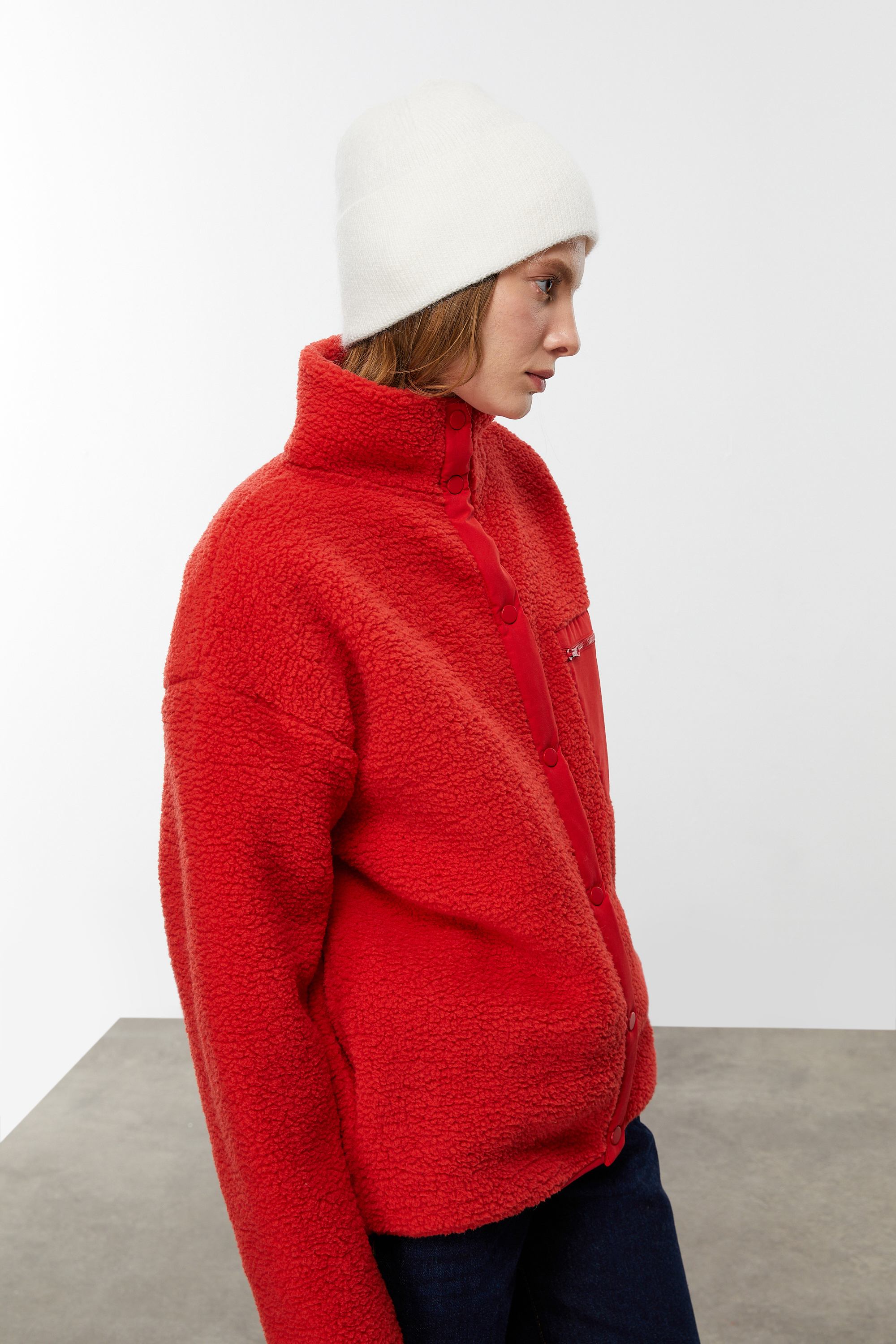 RAHAT KESİM PELÜŞ CEKET