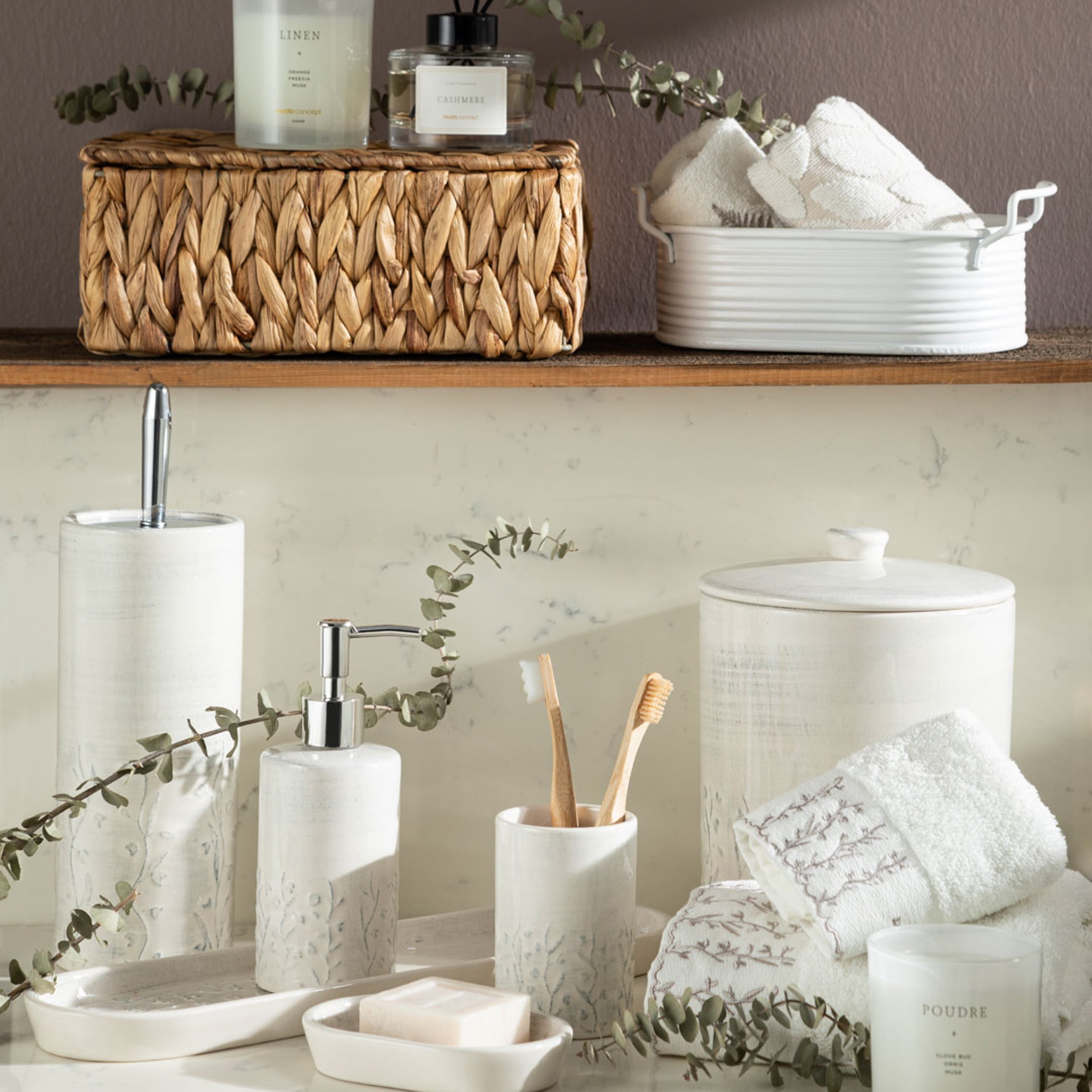 FLORISTA 5'Lİ KUTULU BANYO SETİ