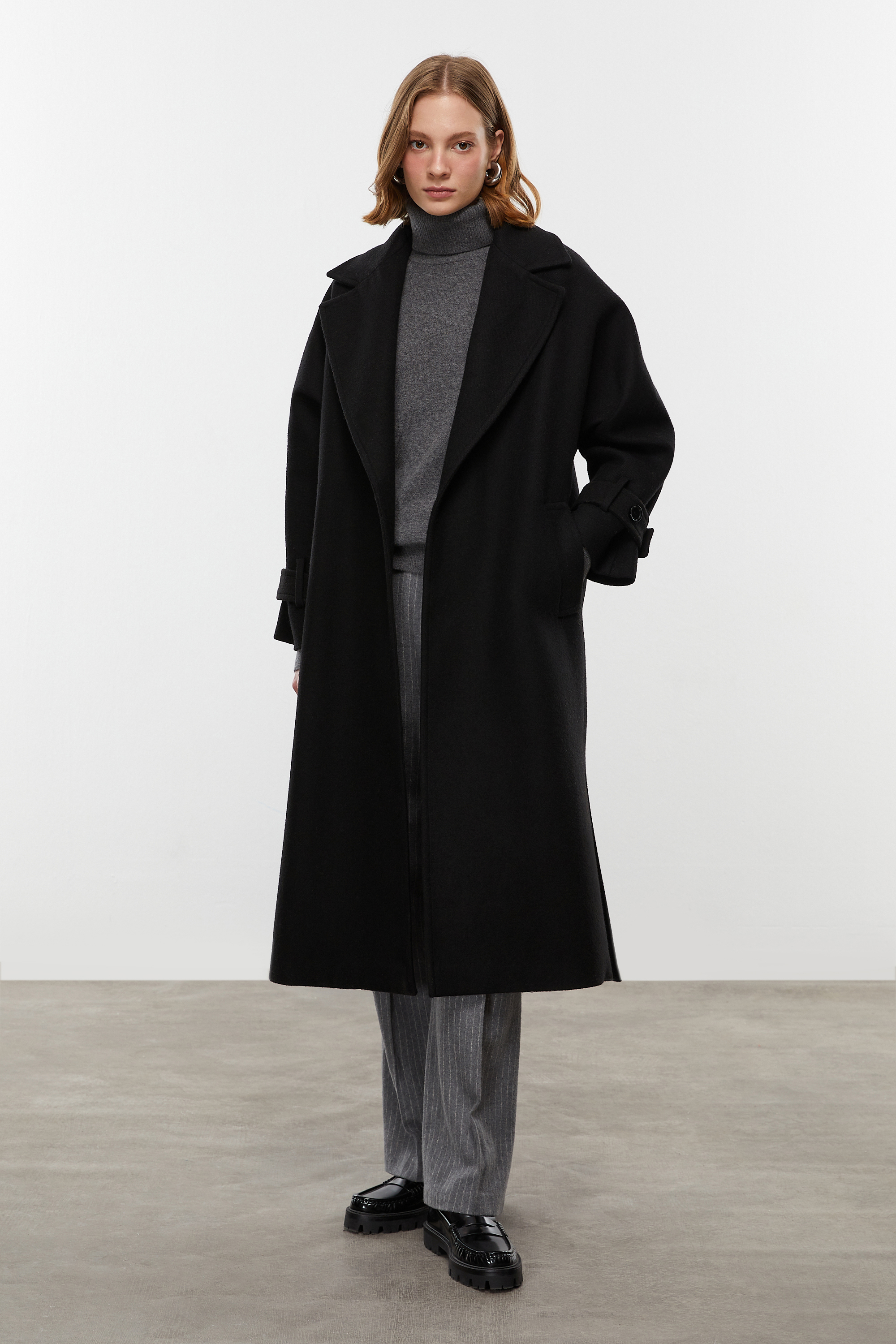 YÜN KARIŞIMLI KUŞAKLI KAŞE PALTO