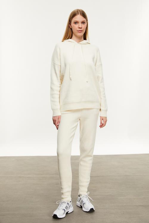  KAPÜŞONLU SWEATSHIRT