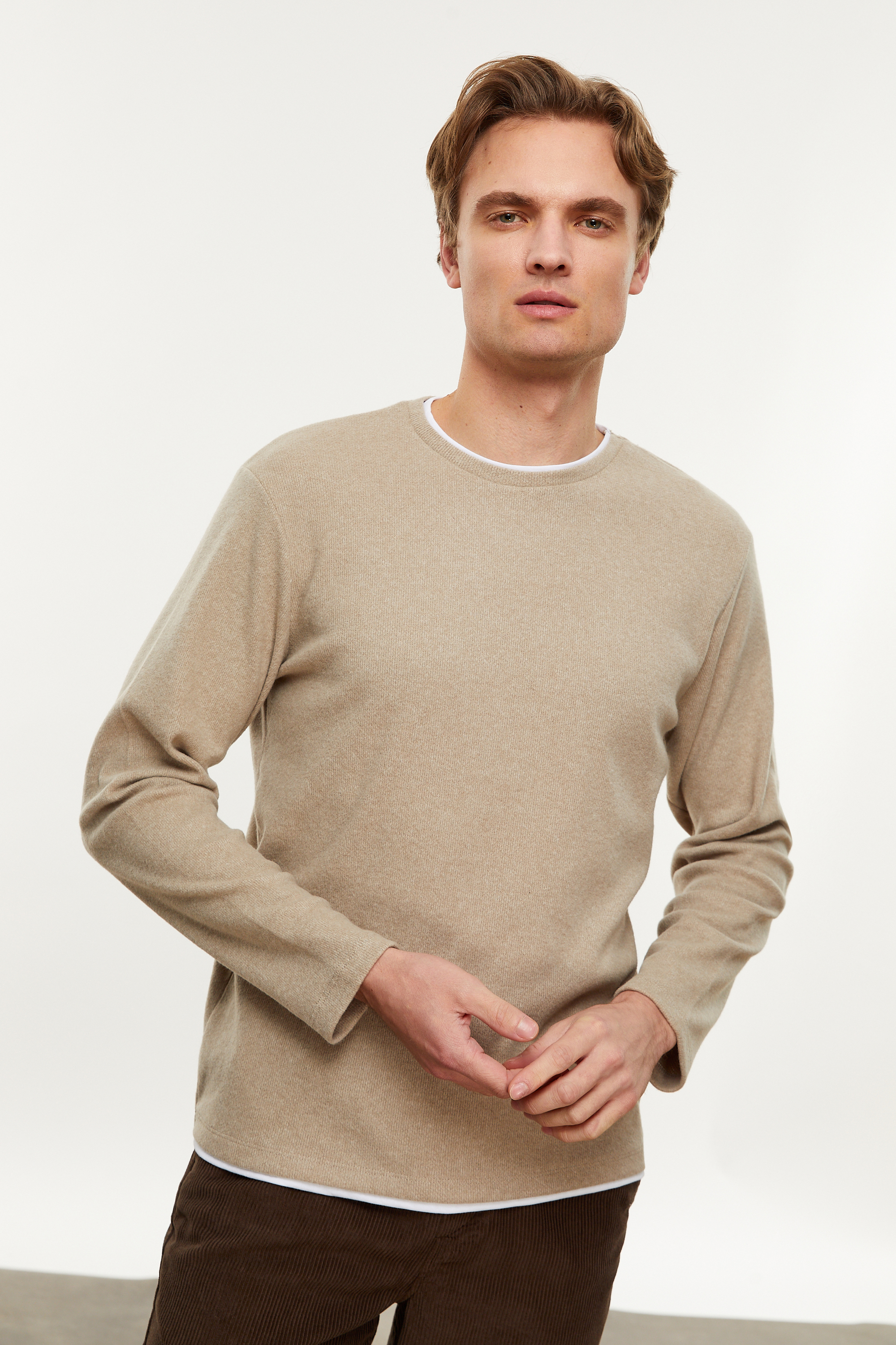 BİSİKLET YAKA SWEATSHIRT