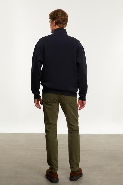  DİK YAKA SWEATSHIRT