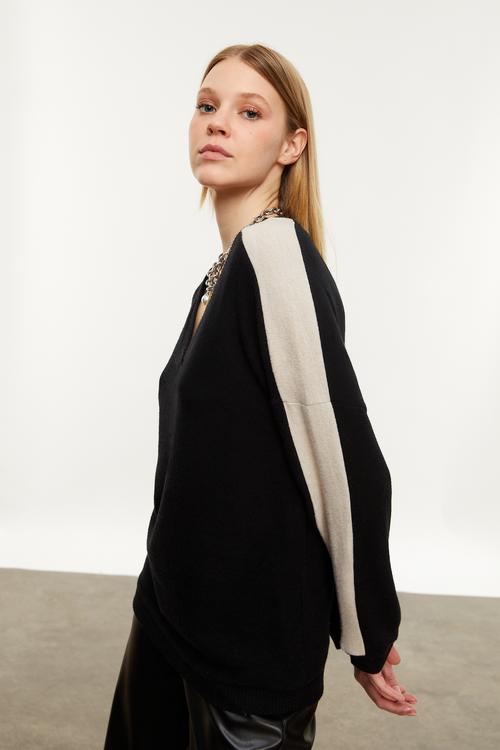  RENK BLOKLU V YAKA KAZAK