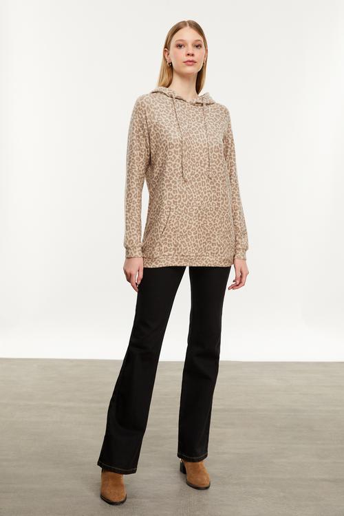  LEOPAR DESENLİ KAPÜŞONLU SWEATSHIRT