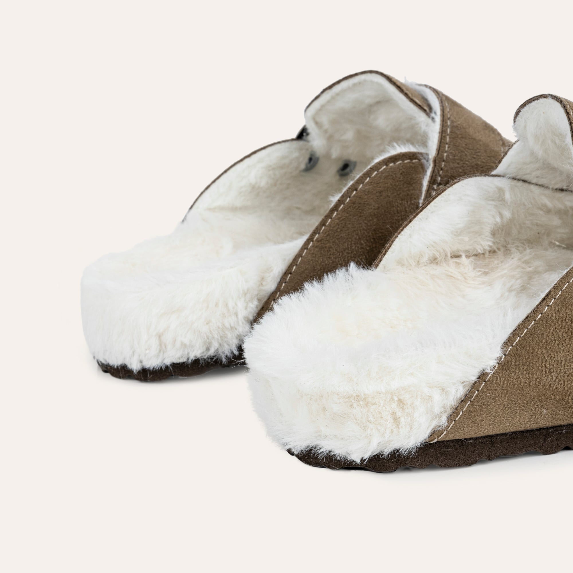 PELÜŞ EV TERLİĞİ