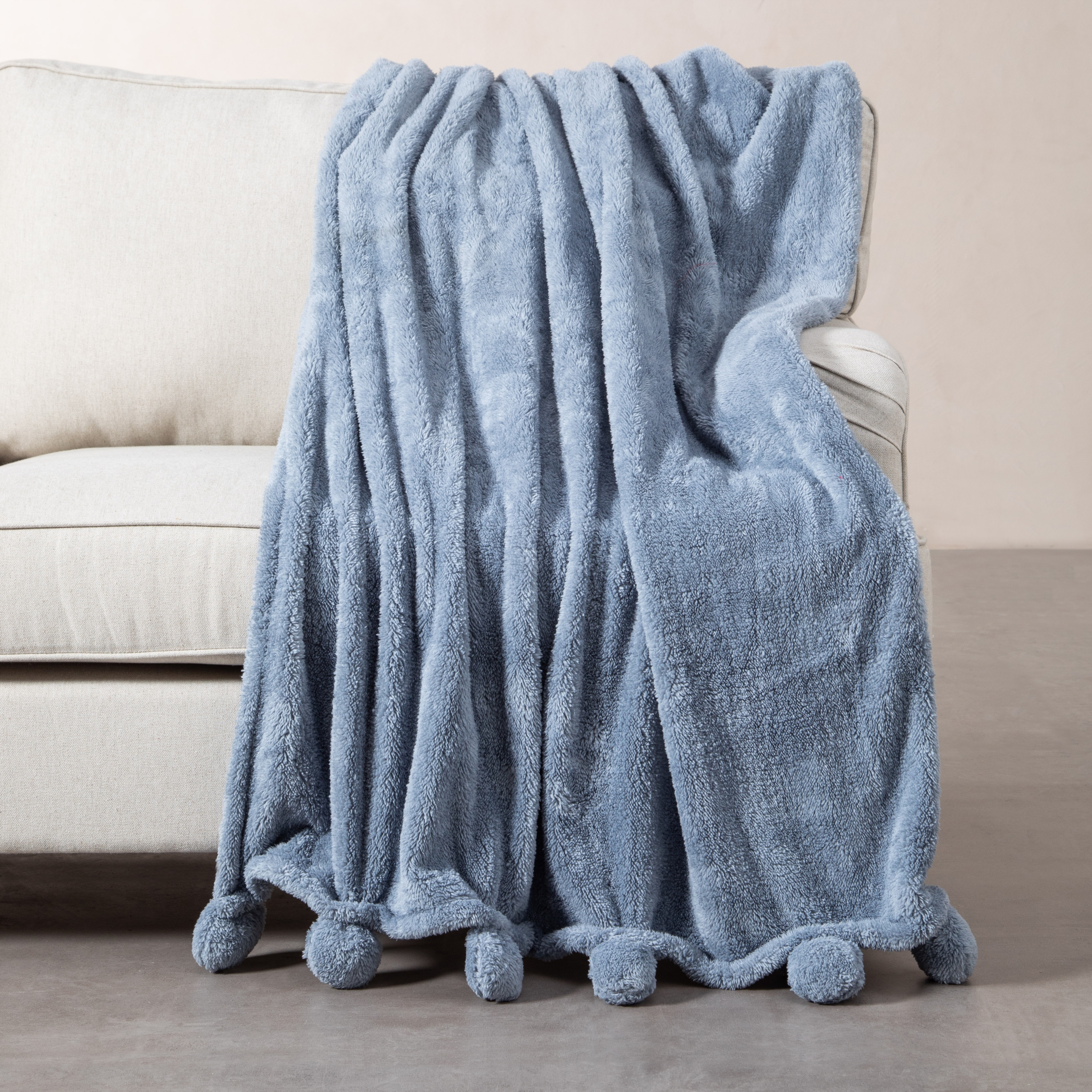 PONPONLU DİZ ÜSTÜ BATTANİYE GRİ 130X160