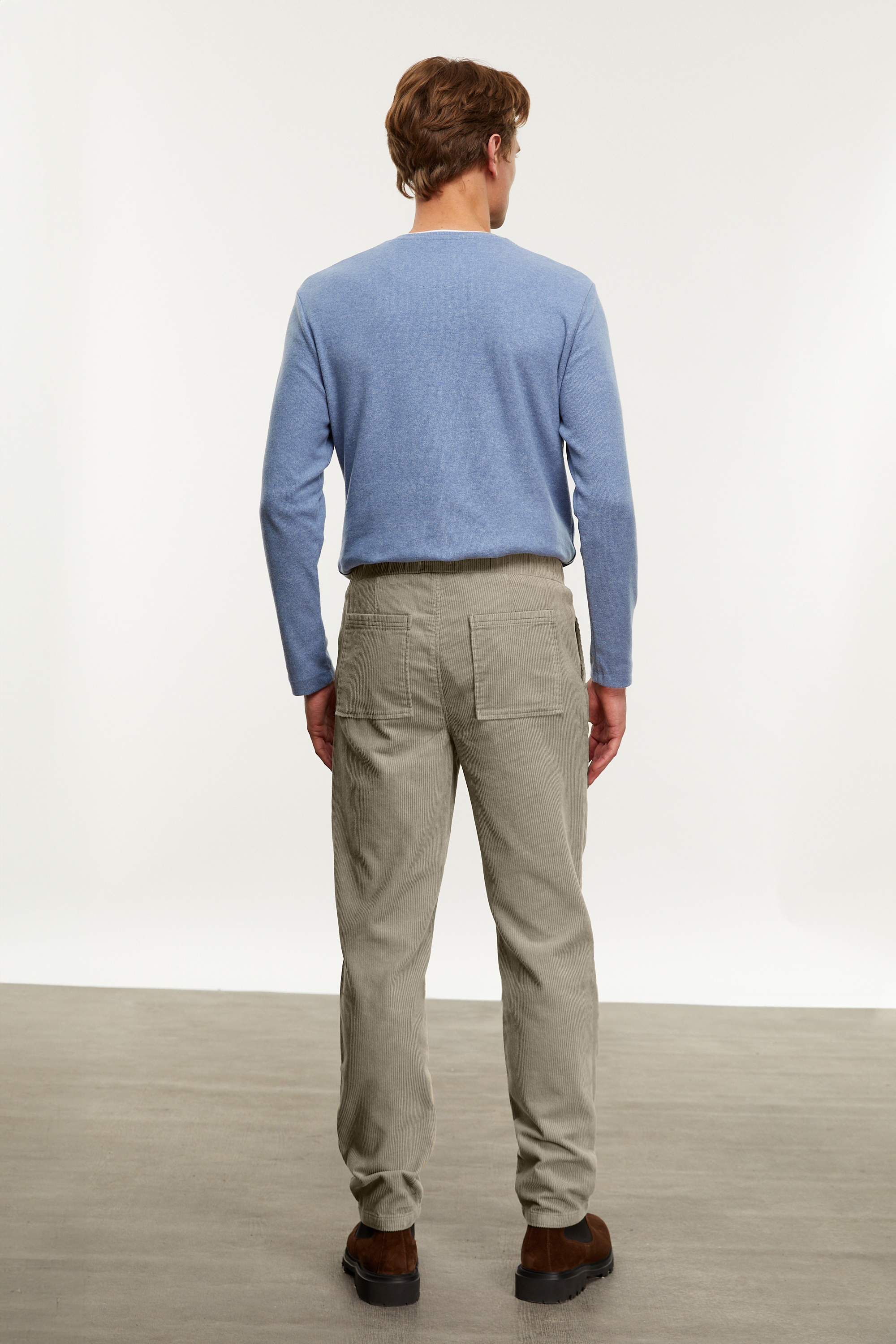 KADİFE DOKULU TAPARED FIT PANTOLON