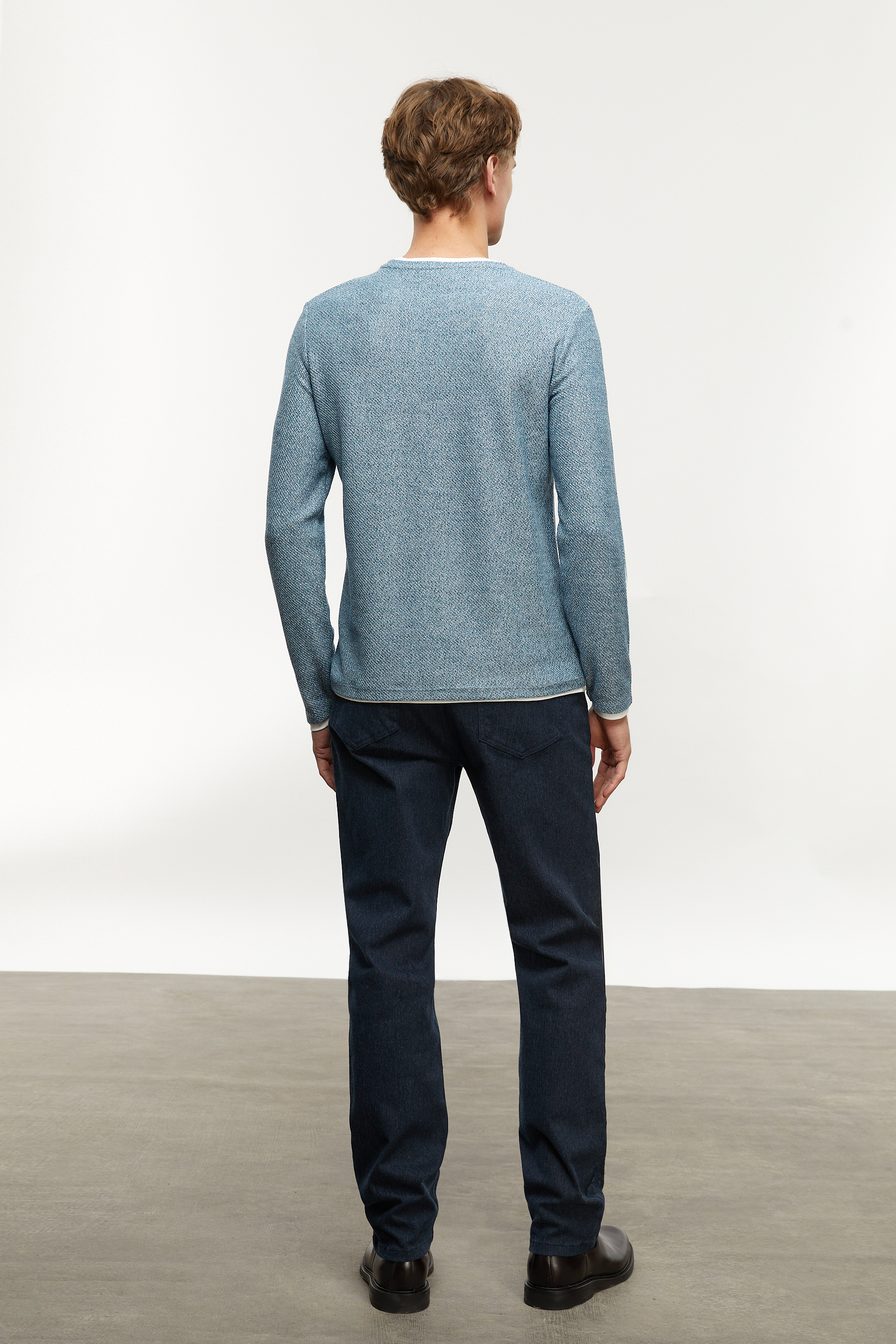 DOKULU BİSİKLET YAKA KAZAK