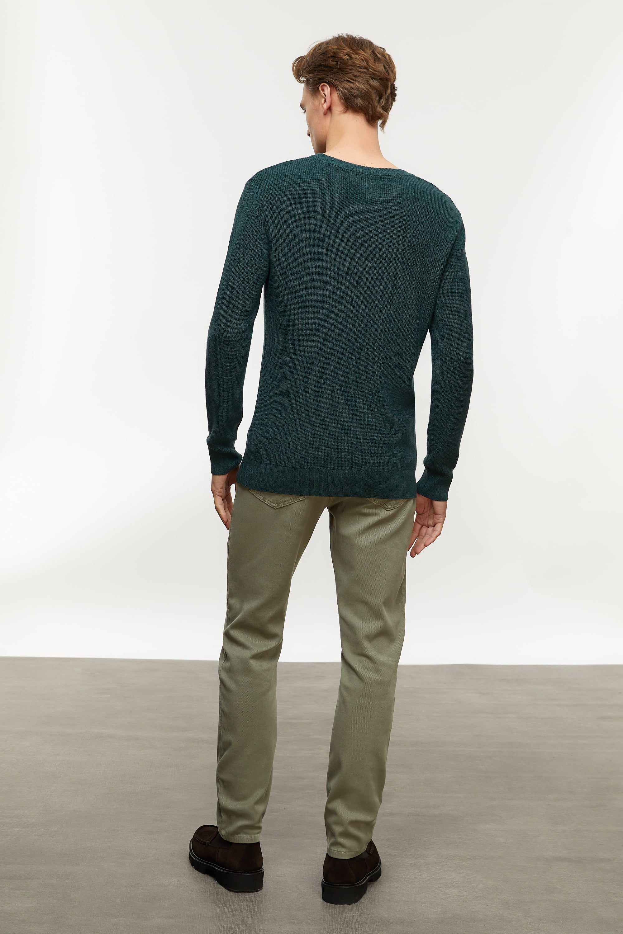 BİSİKLET YAKA TRİKO KAZAK