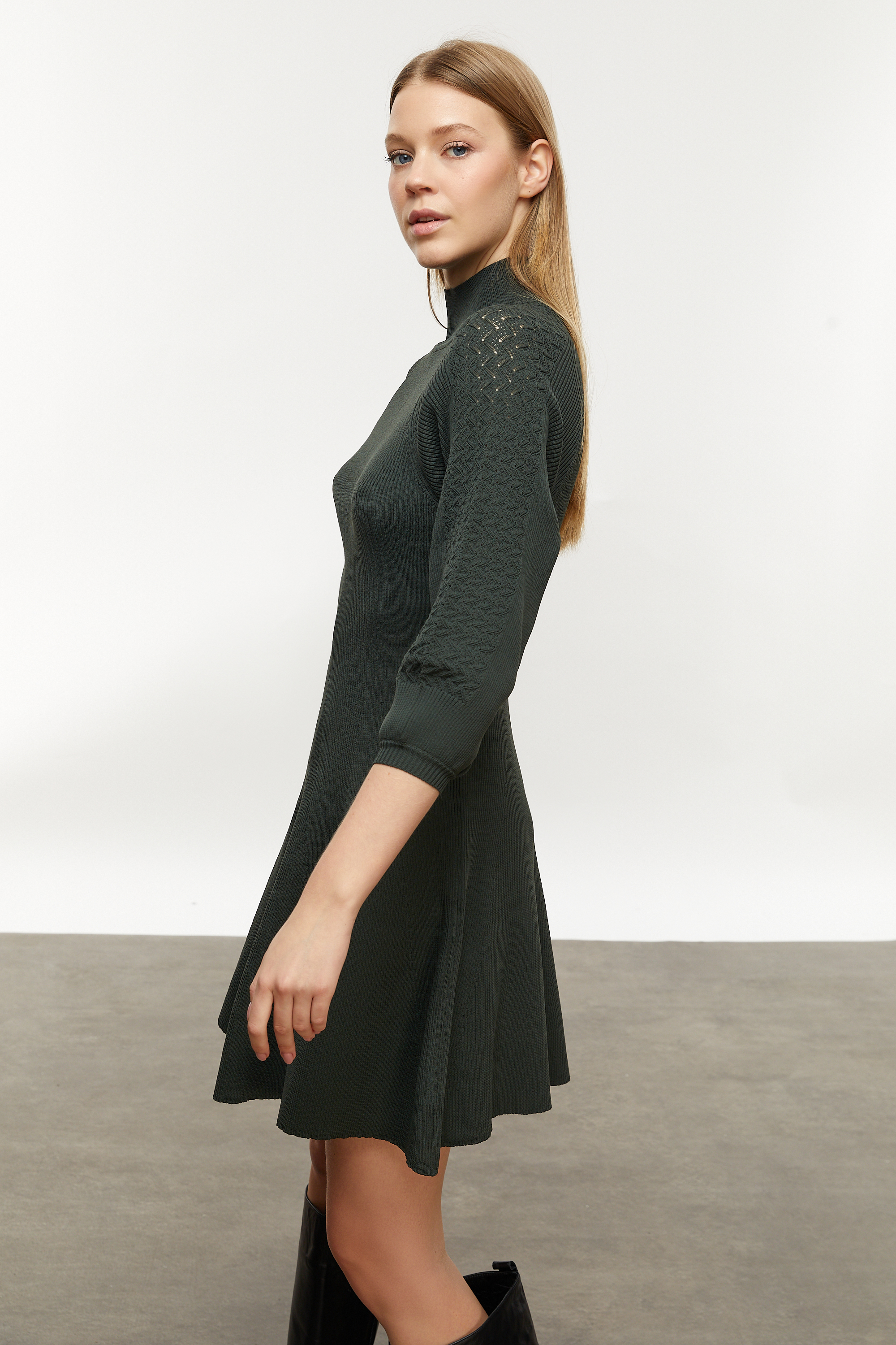 MİNİ KLOŞ TRİKO ELBİSE