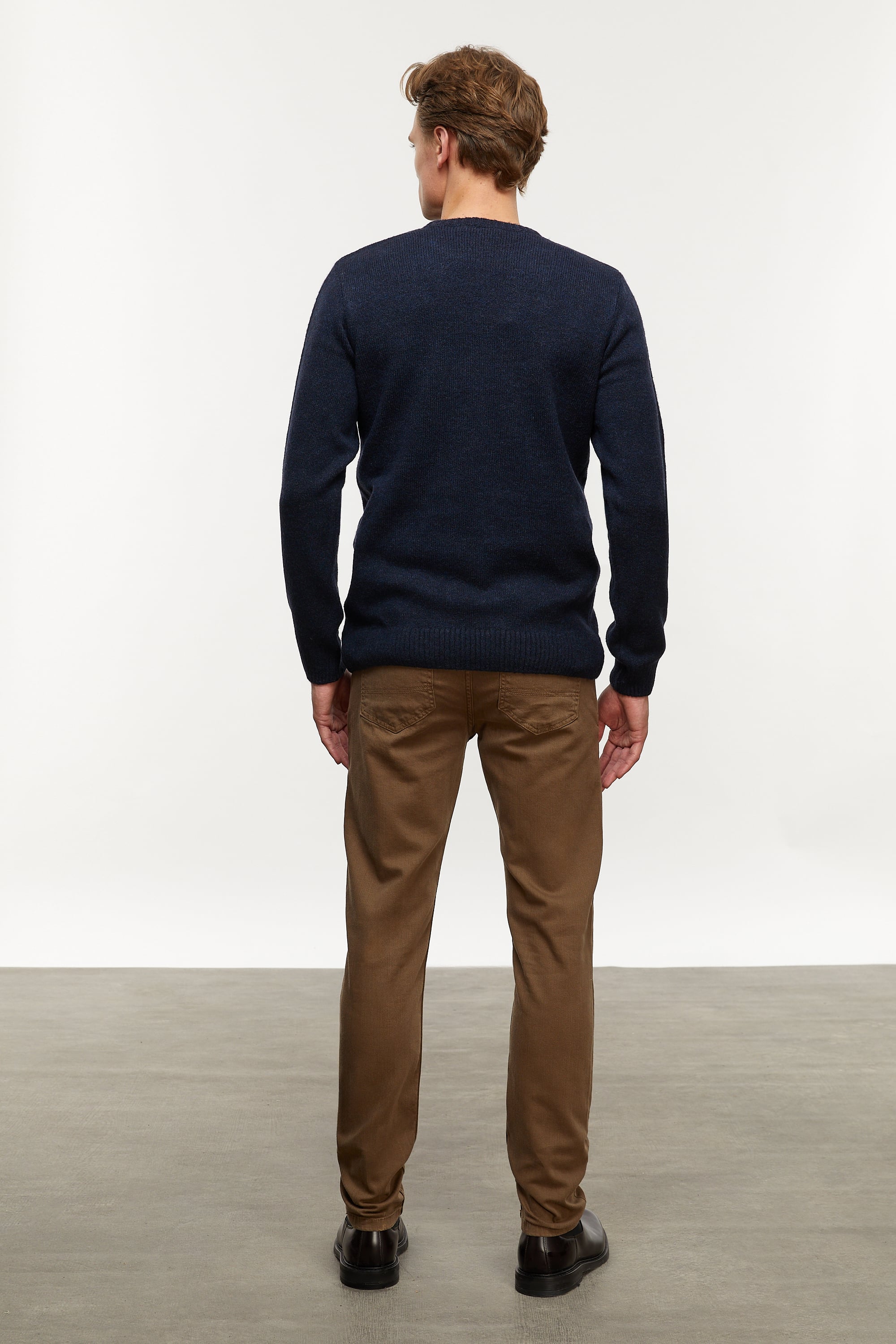 JAKARLI BİSİKLET YAKA TRİKO KAZAK