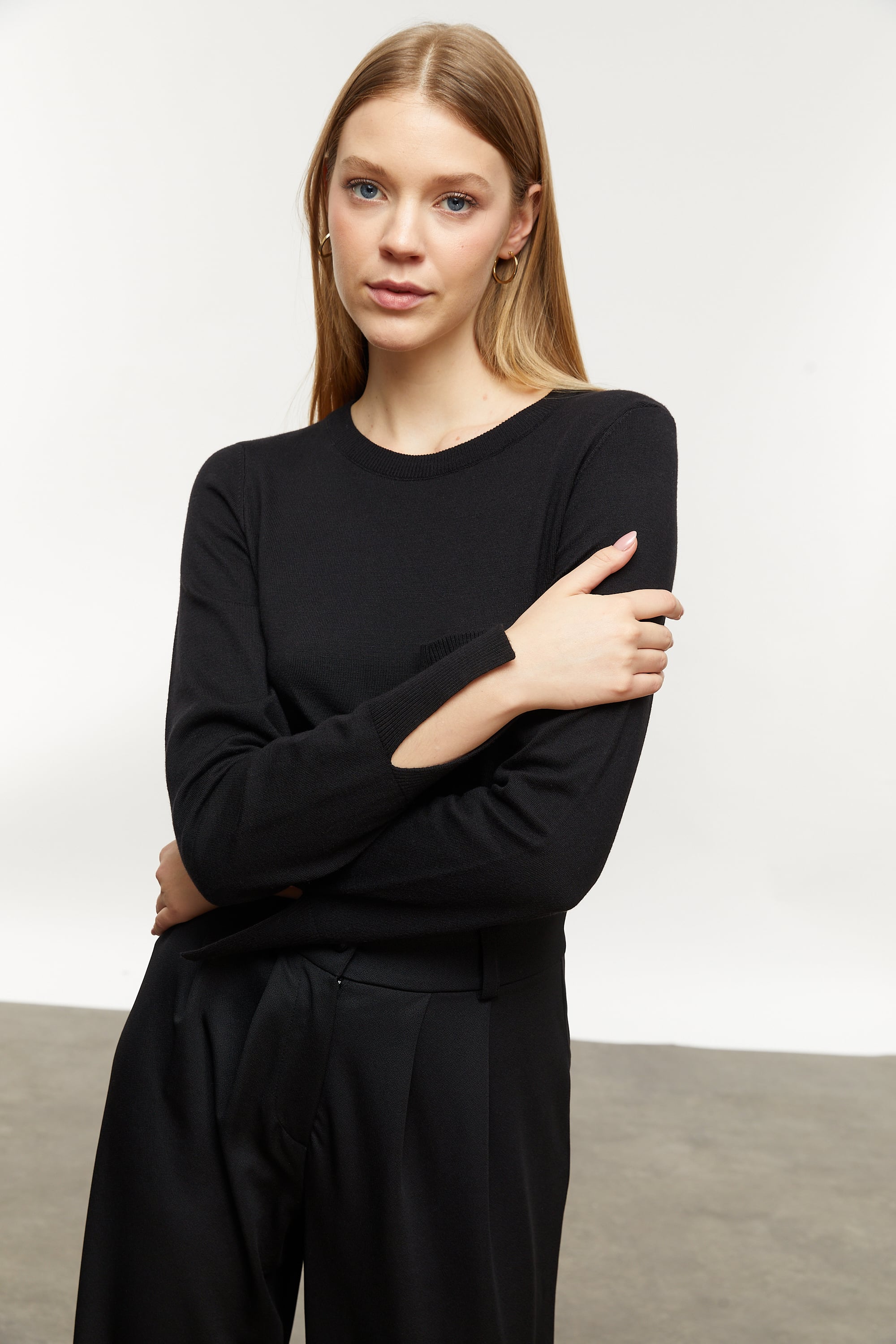 BİSİKLET YAKA TRİKO KAZAK