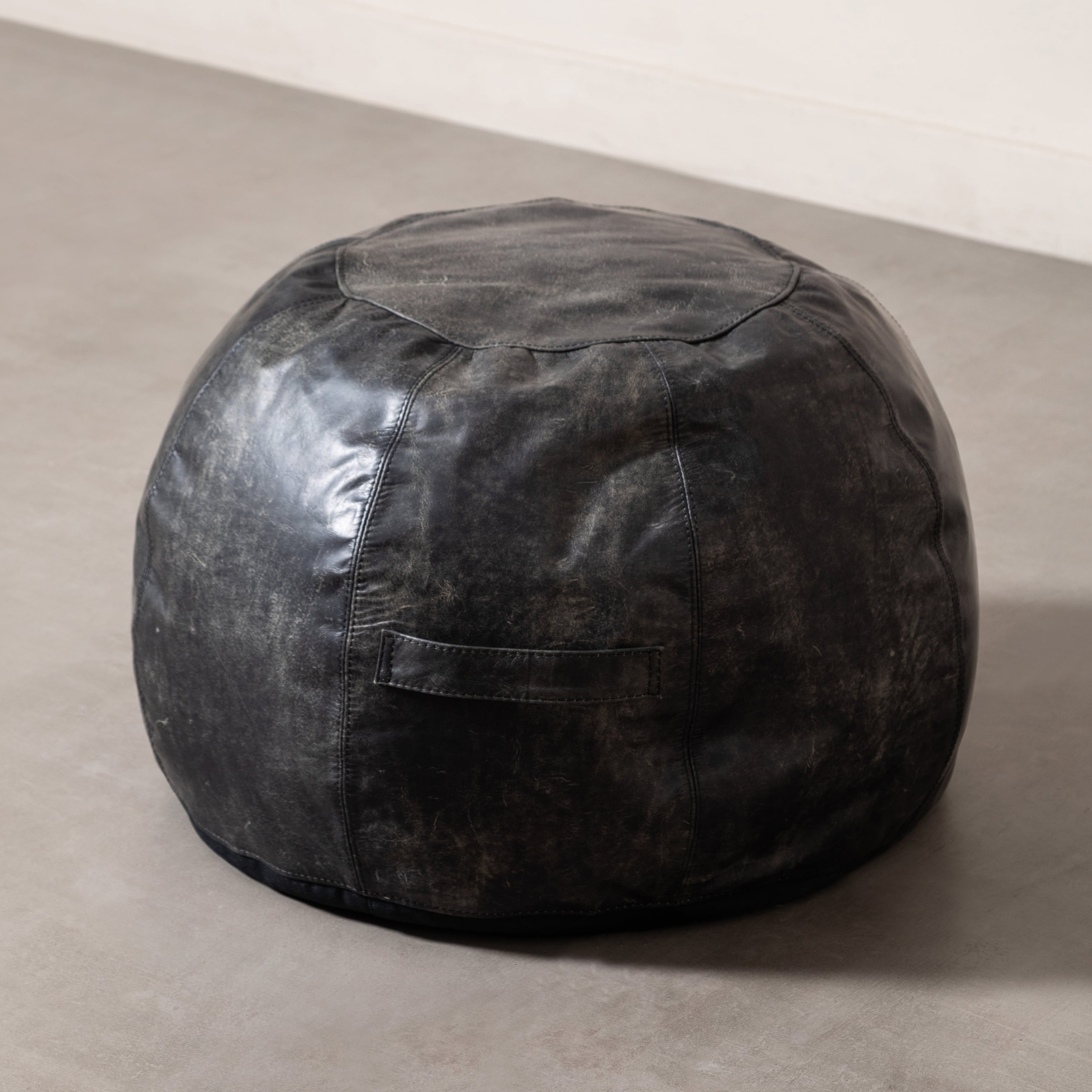 TABOO DERİ PUF SİYAH