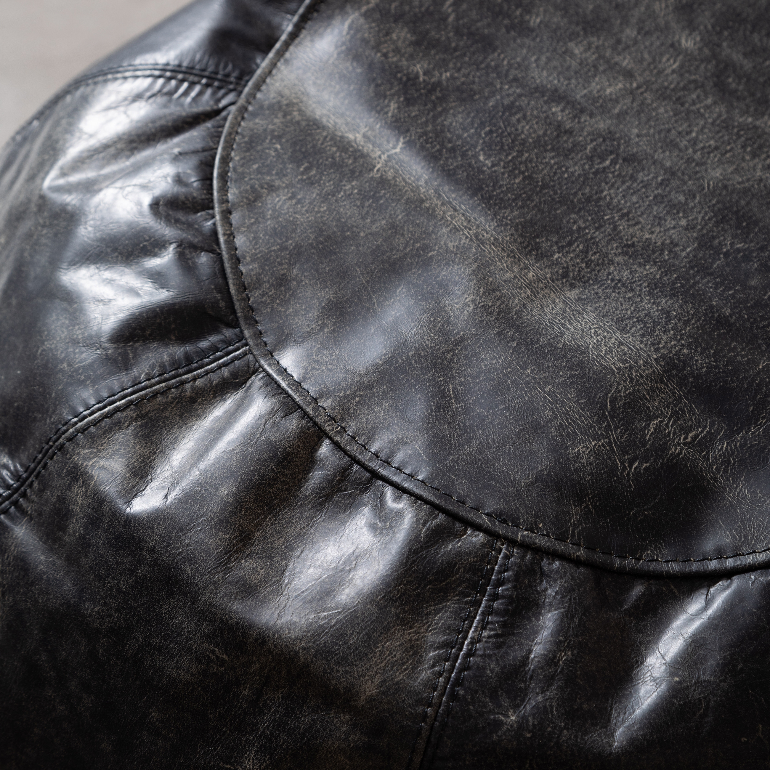 TABOO DERİ PUF SİYAH