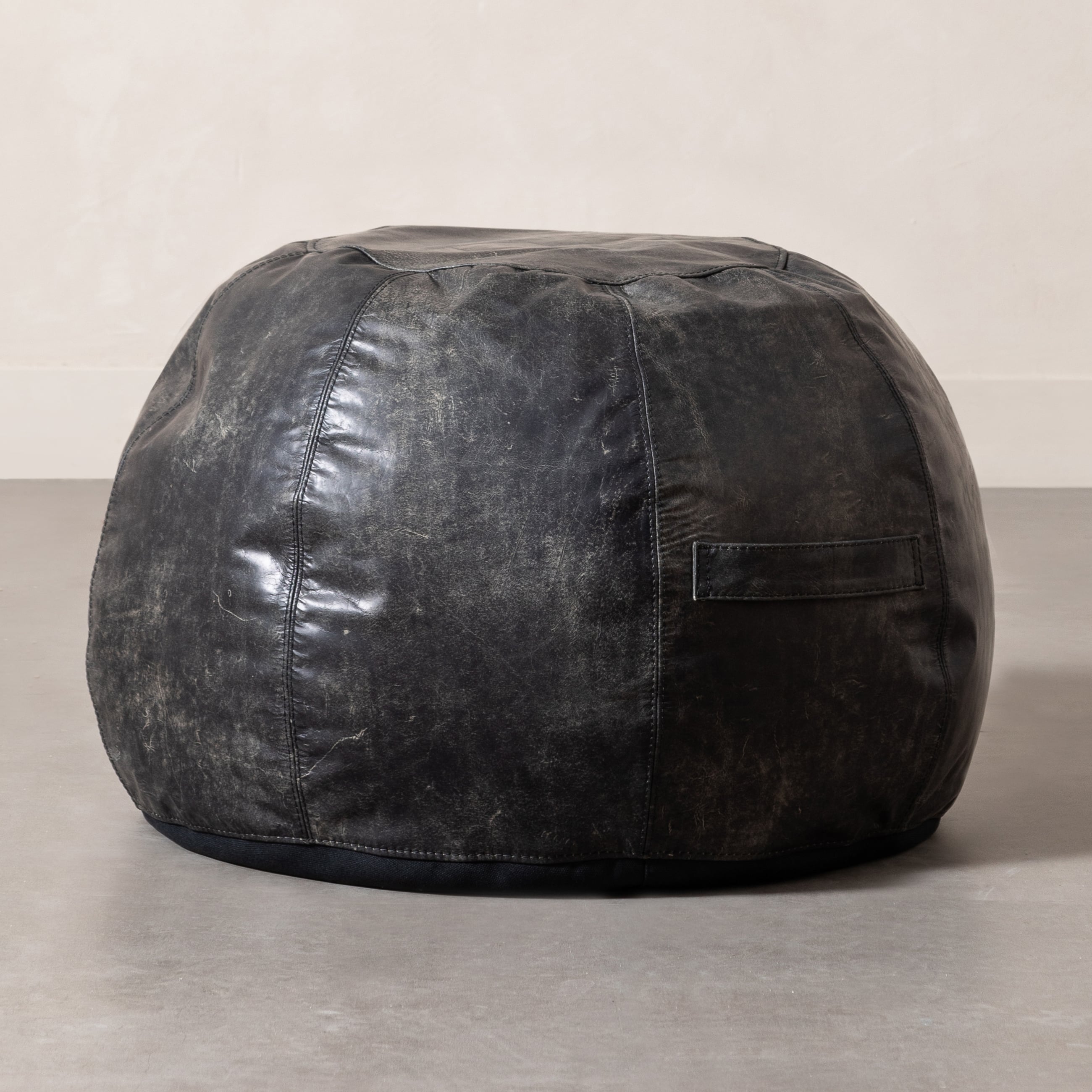 TABOO DERİ PUF SİYAH