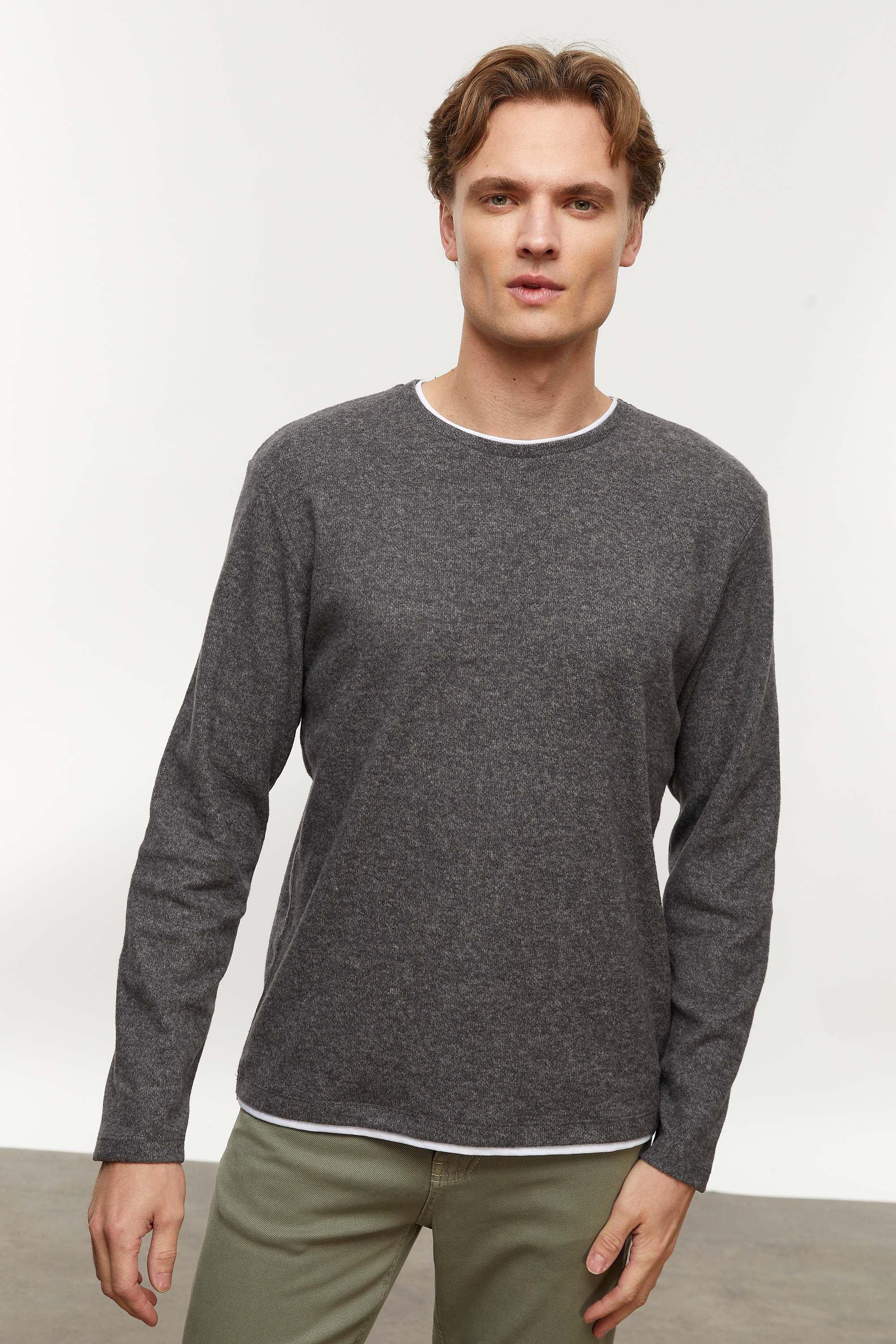 BİSİKLET YAKA SWEATSHIRT