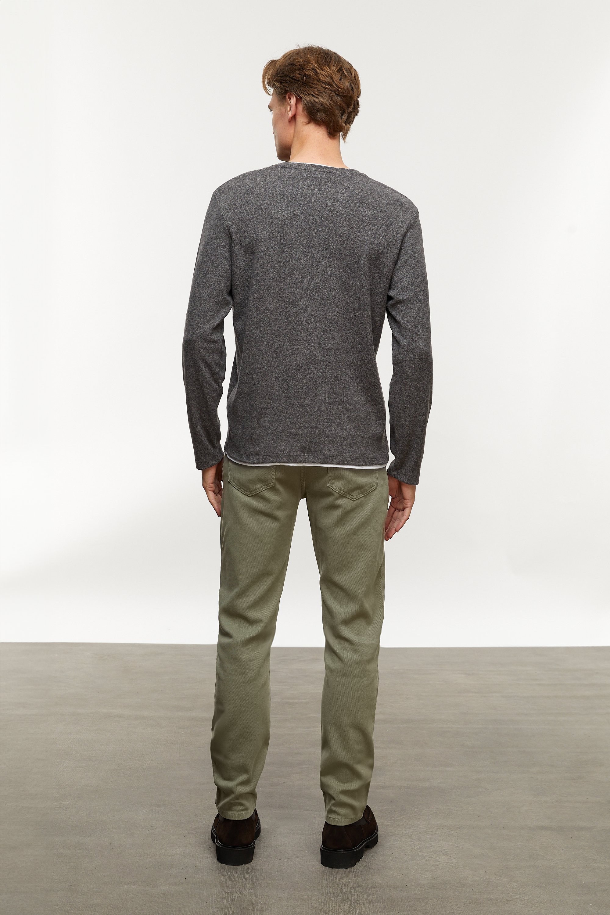 BİSİKLET YAKA SWEATSHIRT