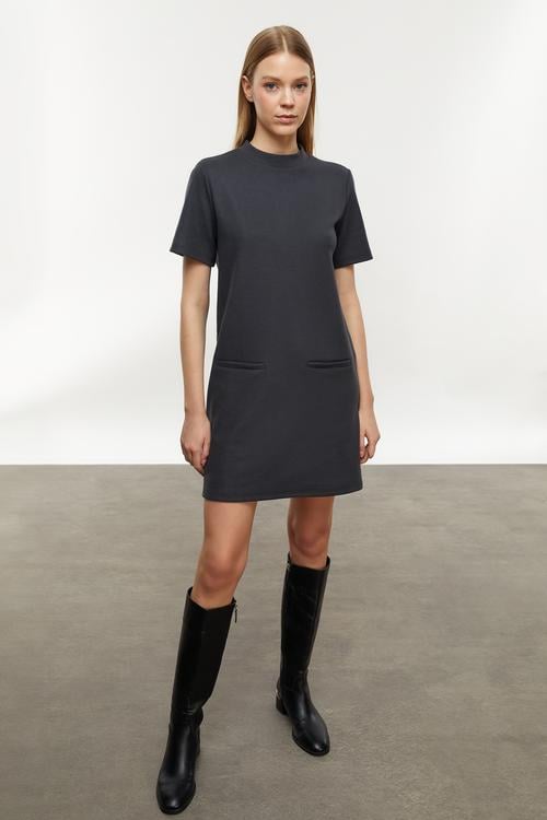  KISA KOLLU MİNİ ELBİSE