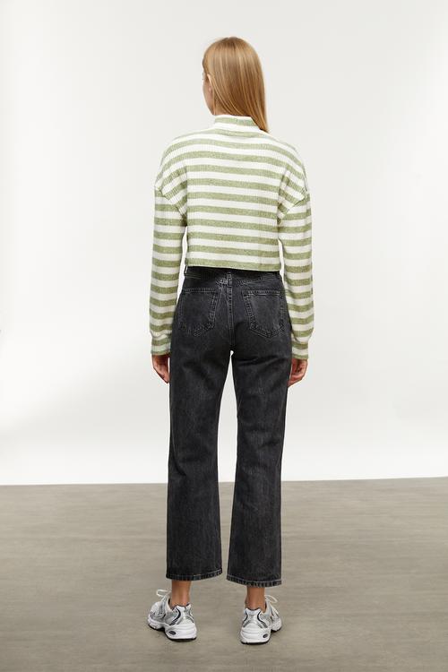  ÇİZGİLİ DİK YAKA SWEATSHIRT