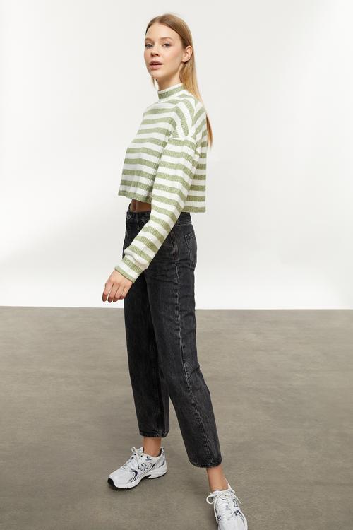  ÇİZGİLİ DİK YAKA SWEATSHIRT