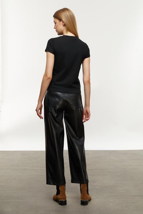  BİSİKLET YAKA KISA KOLLU T-SHIRT