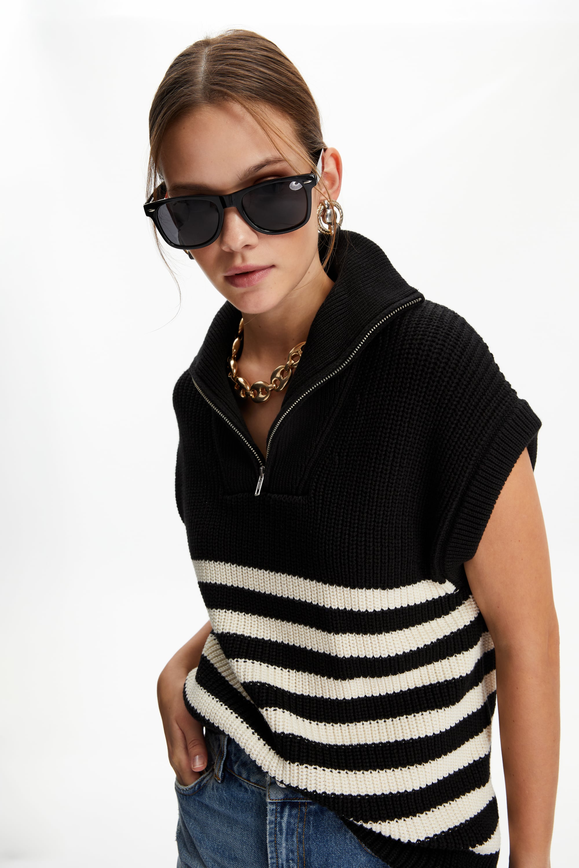 ÇİZGİLİ TRİKO SÜVETER