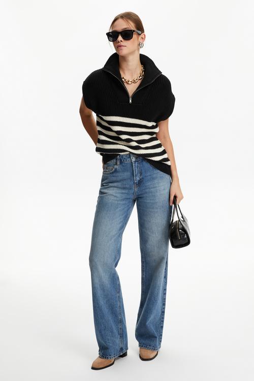  ÇİZGİLİ TRİKO SÜVETER