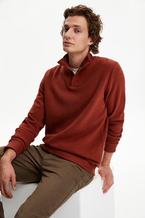  DİK YAKA SWEATSHIRT