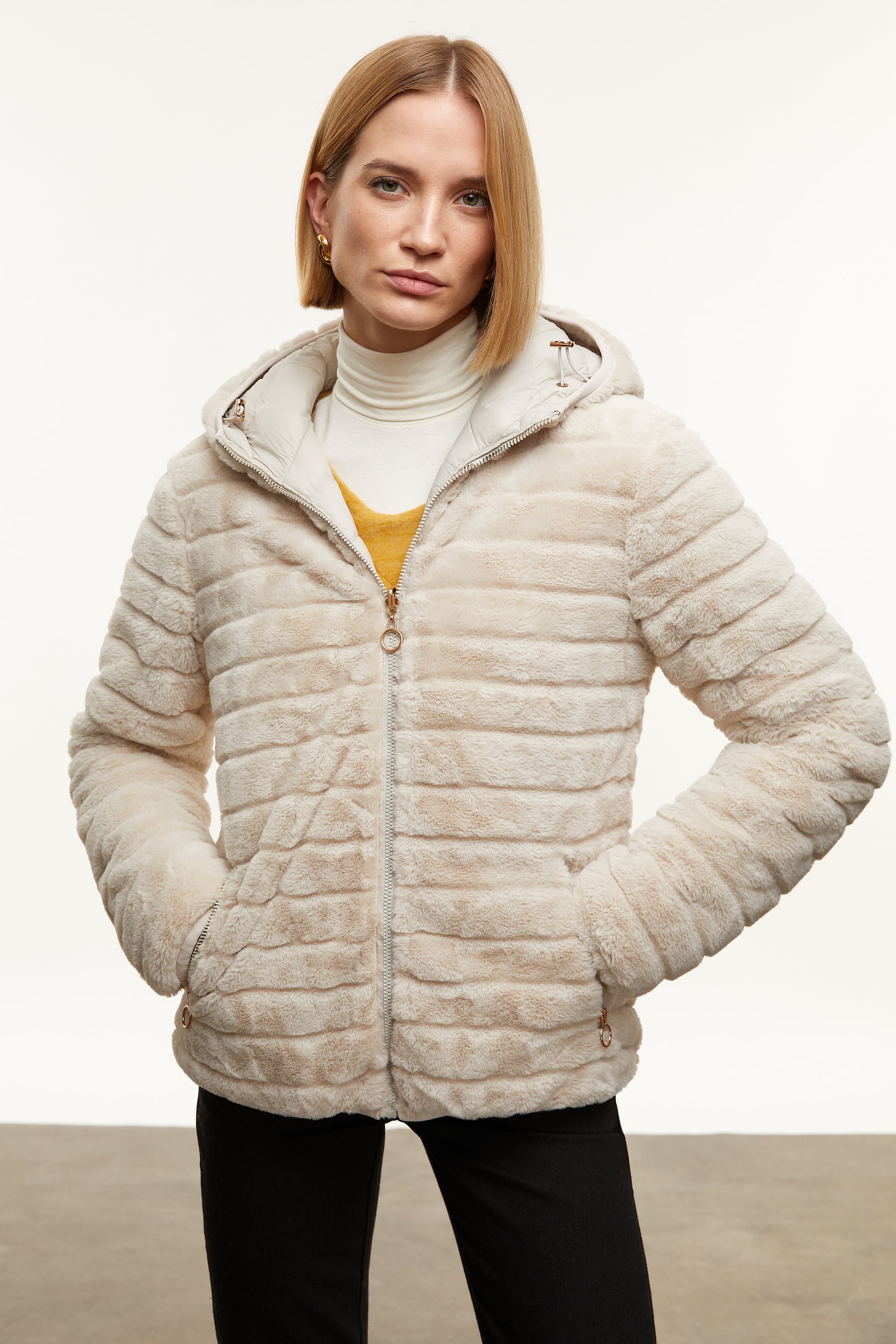 ÇİFT TARAFLI KAPÜŞONLU MONT