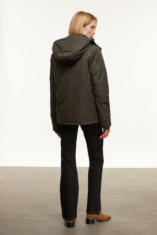  KAPÜŞONLU ŞİŞME MONT