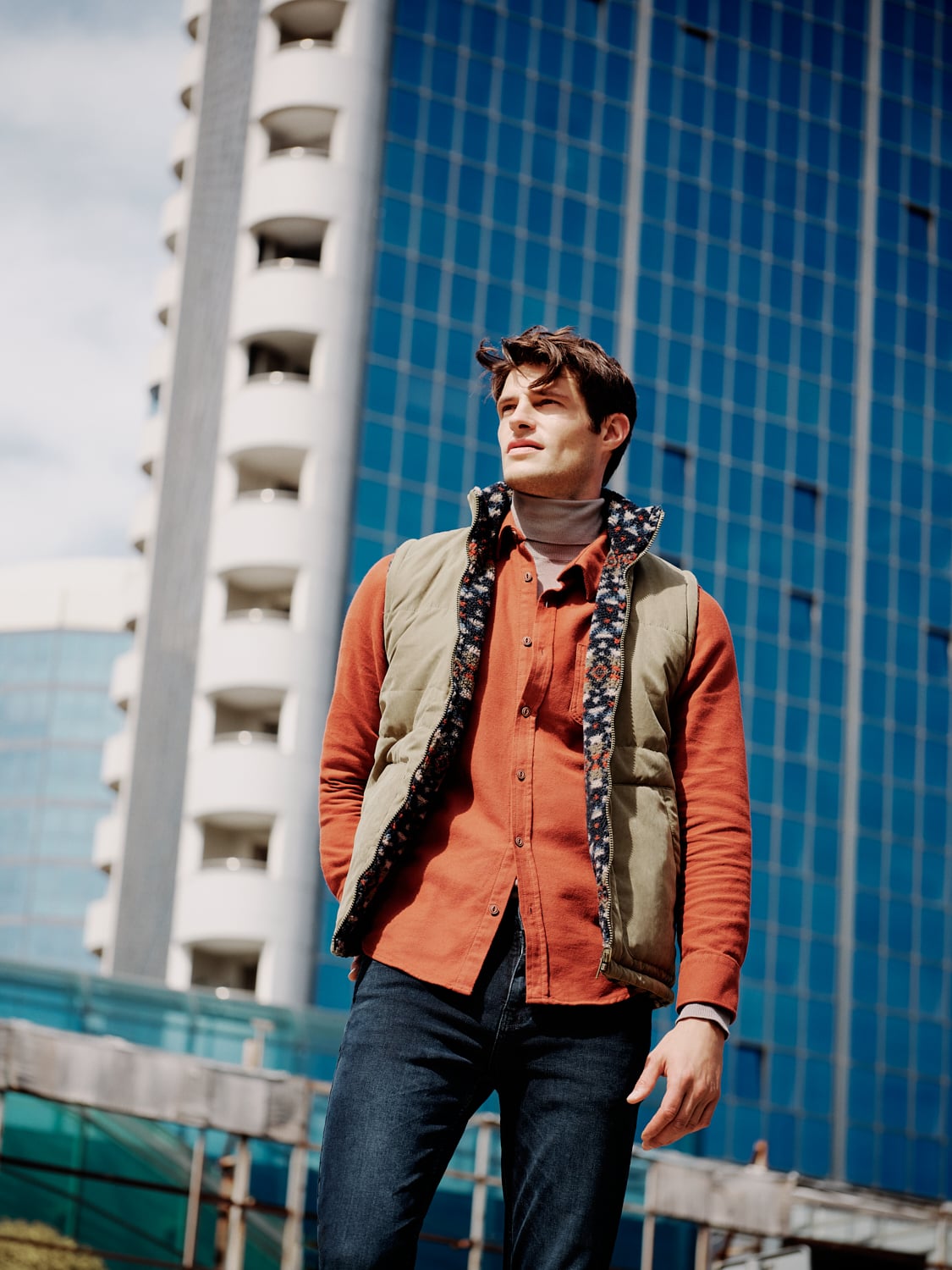 VİSKOZ KARIŞIMLI REGULAR FIT GÖMLEK