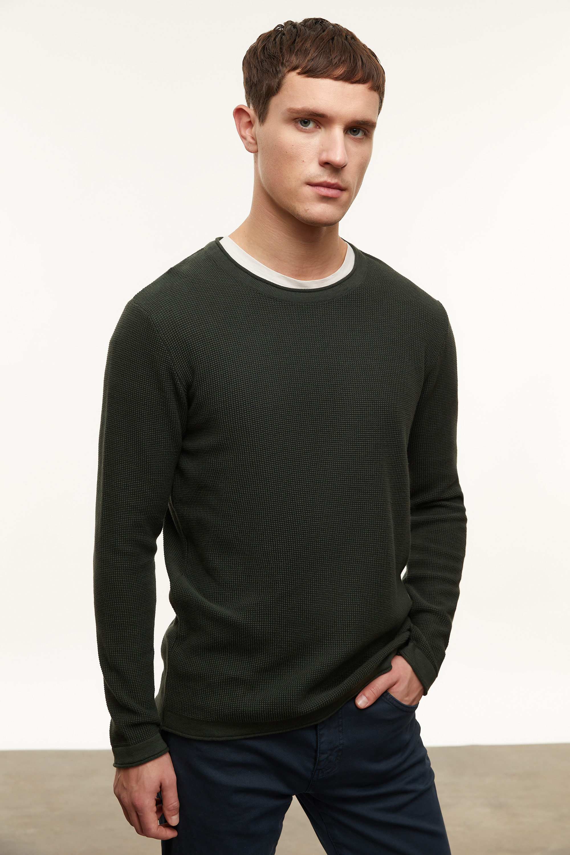 PAMUKLU BİSİKLET YAKA TRİKO KAZAK