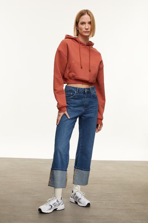  KAPÜŞONLU CROP SWEATSHIRT