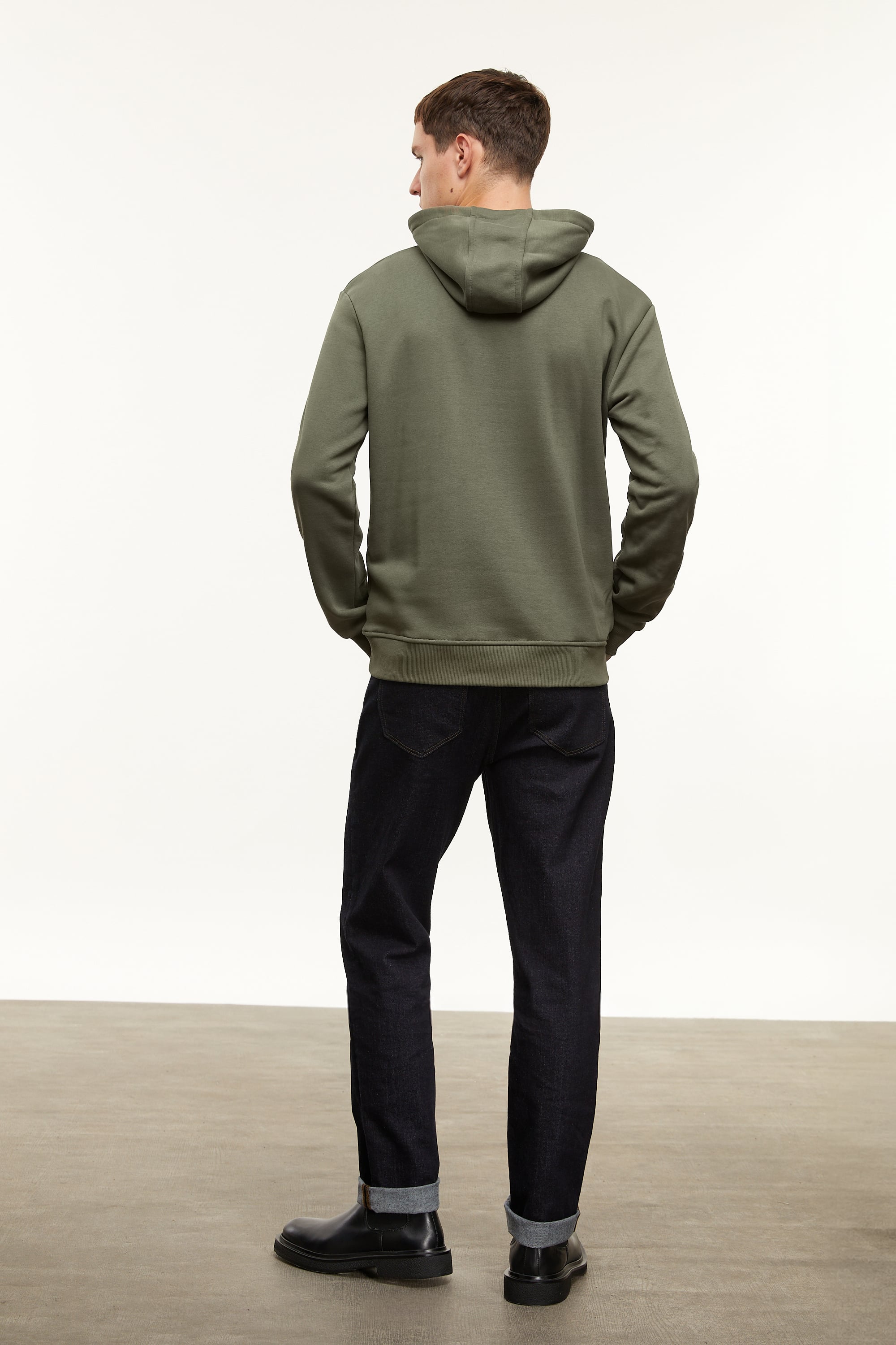 KAPÜŞONLU SWEATSHIRT