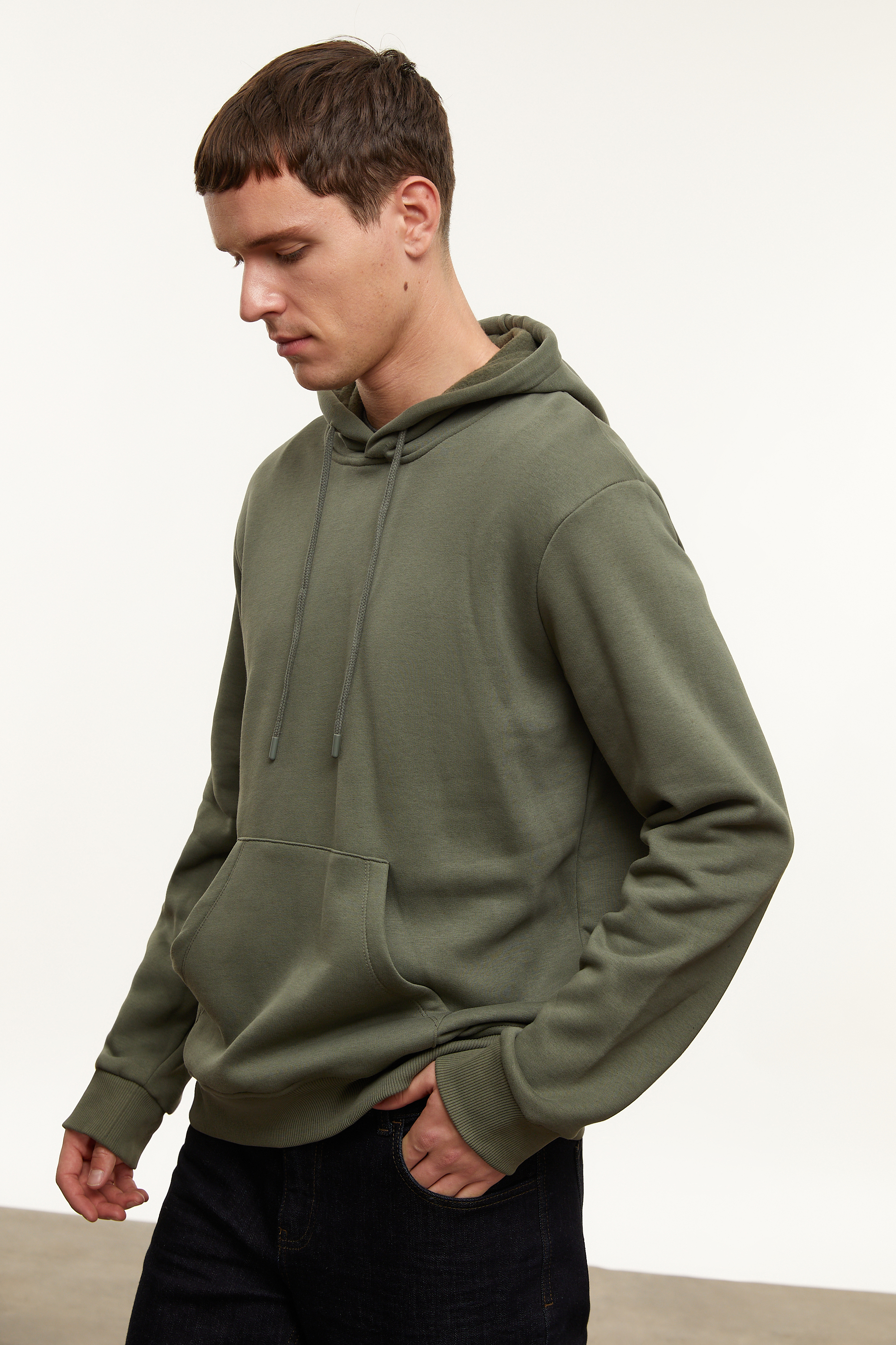 KAPÜŞONLU SWEATSHIRT