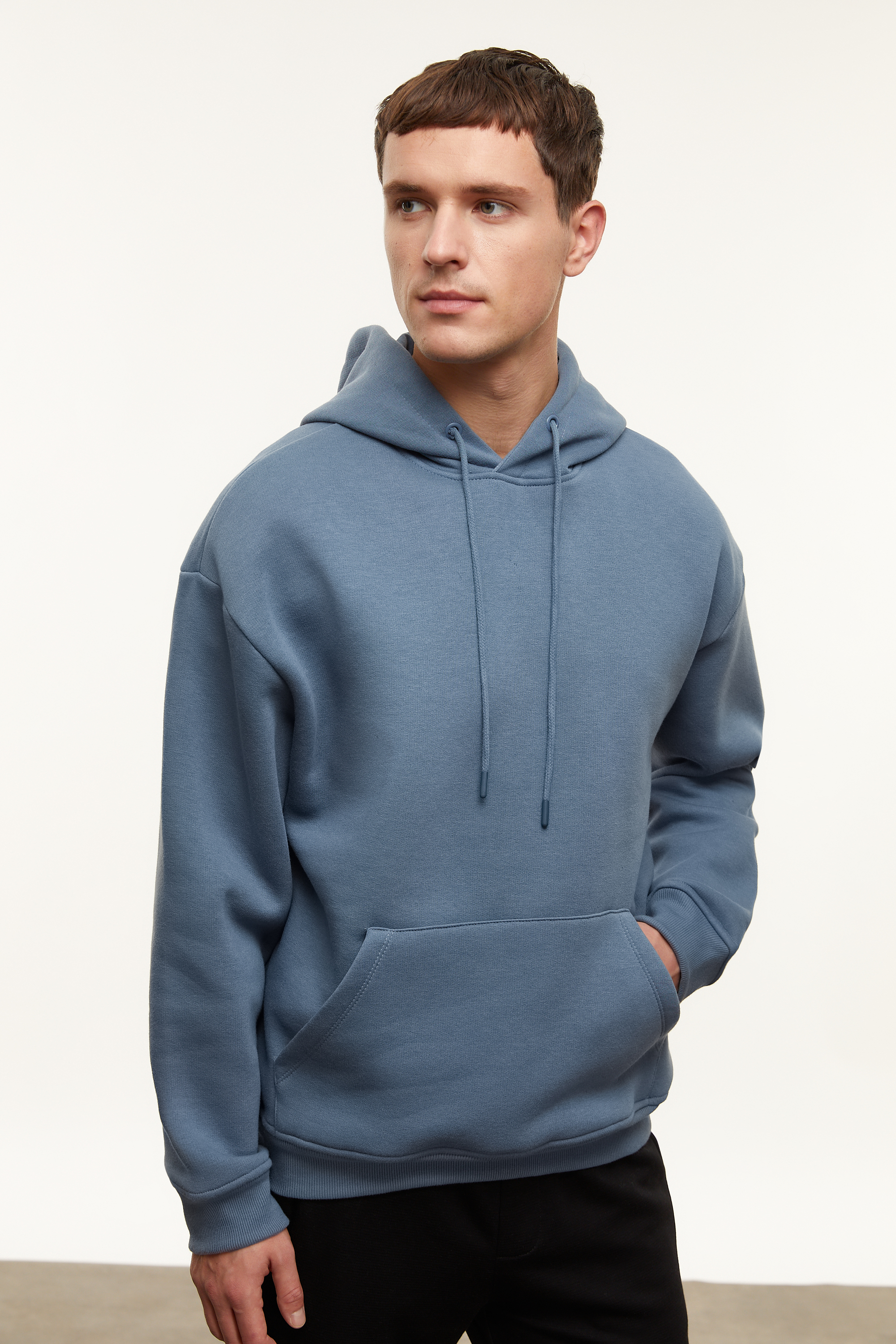 KAPÜŞONLU SWEATSHIRT