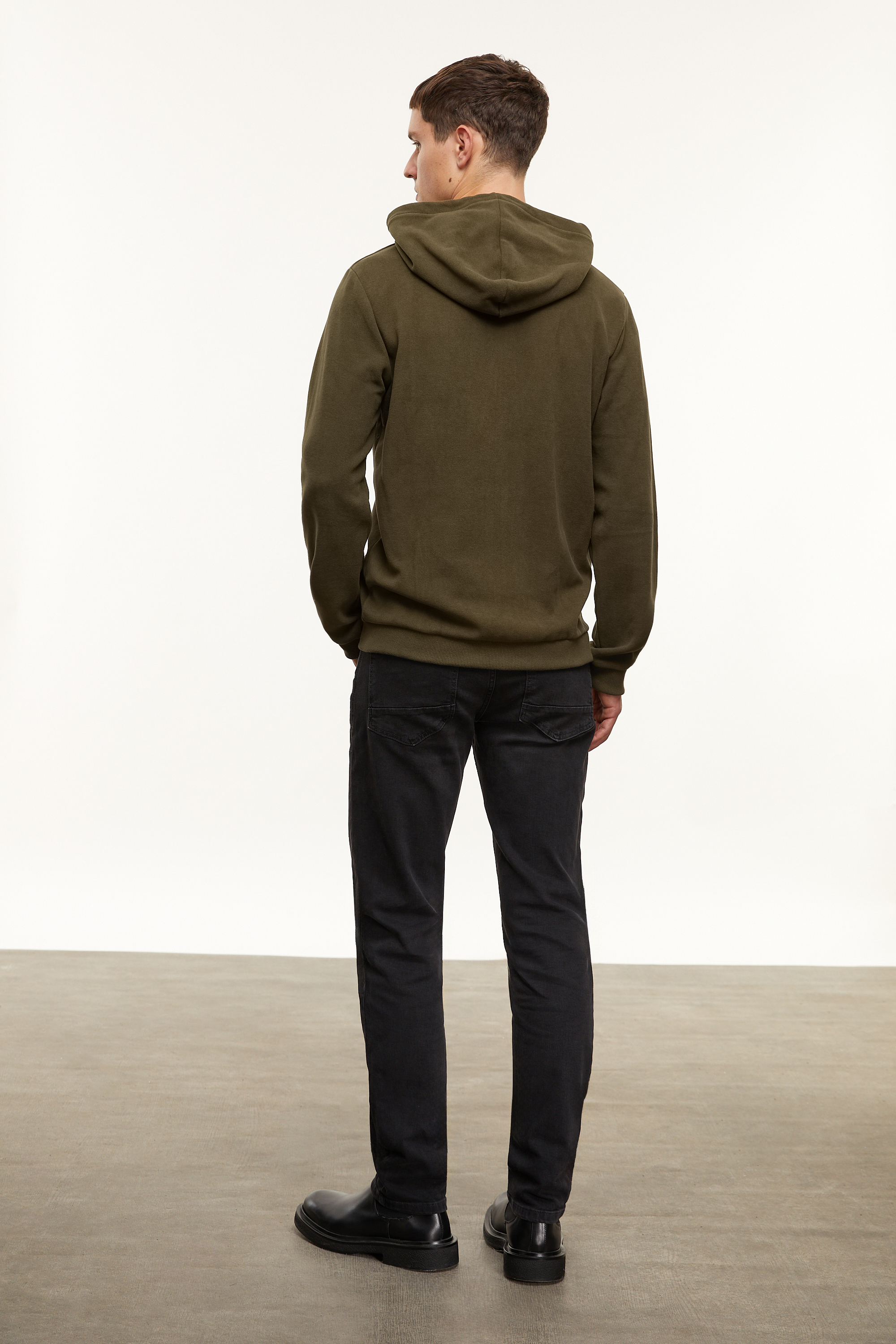 KAPÜŞONLU FERMUARLI SWEATSHIRT