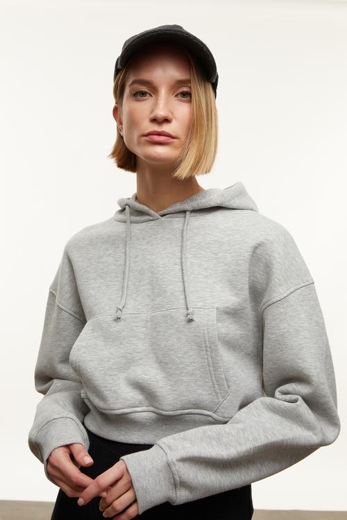  KAPÜŞONLU CROP SWEATSHIRT