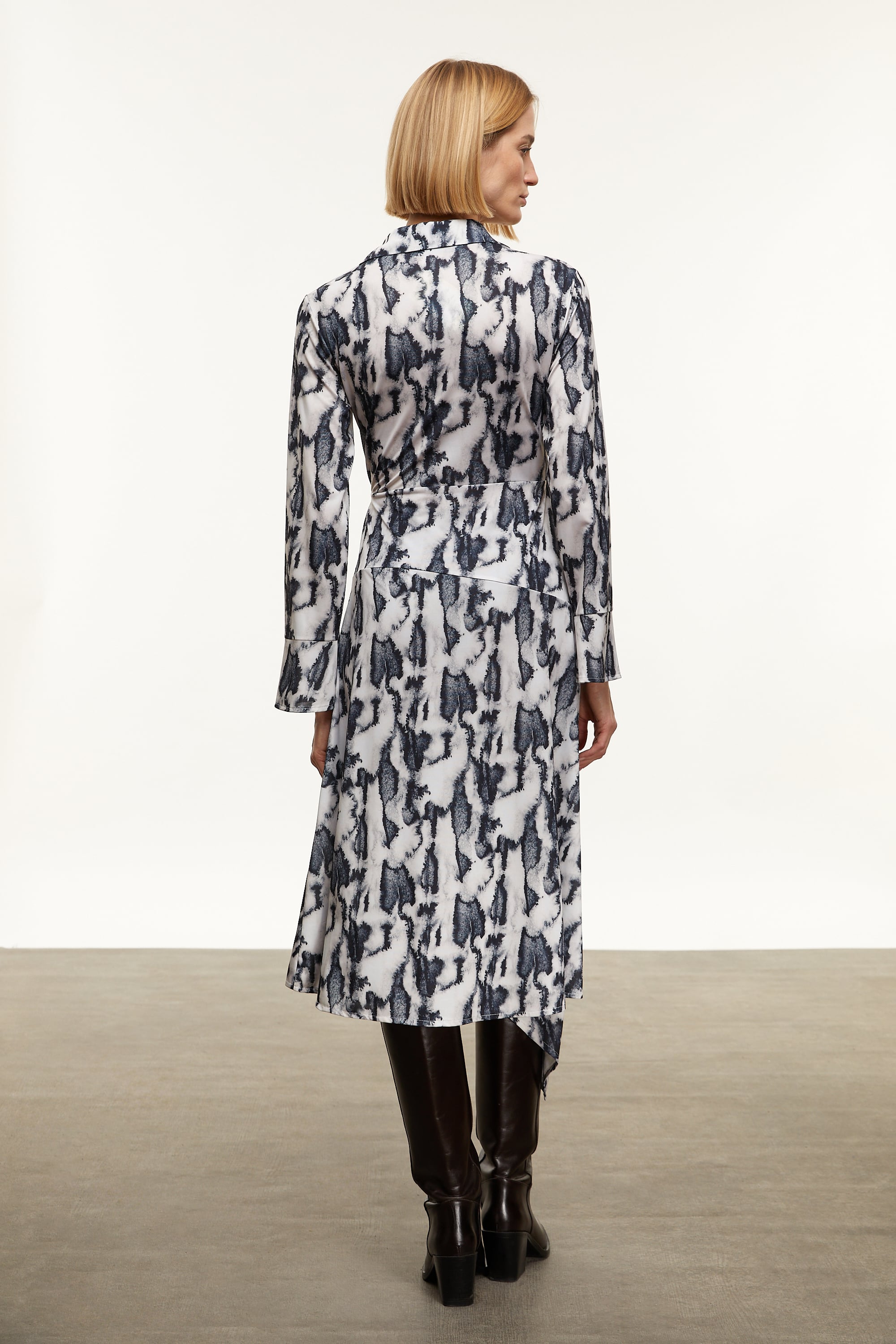 DESENLİ MİDİ ASİMETRİK ELBİSE