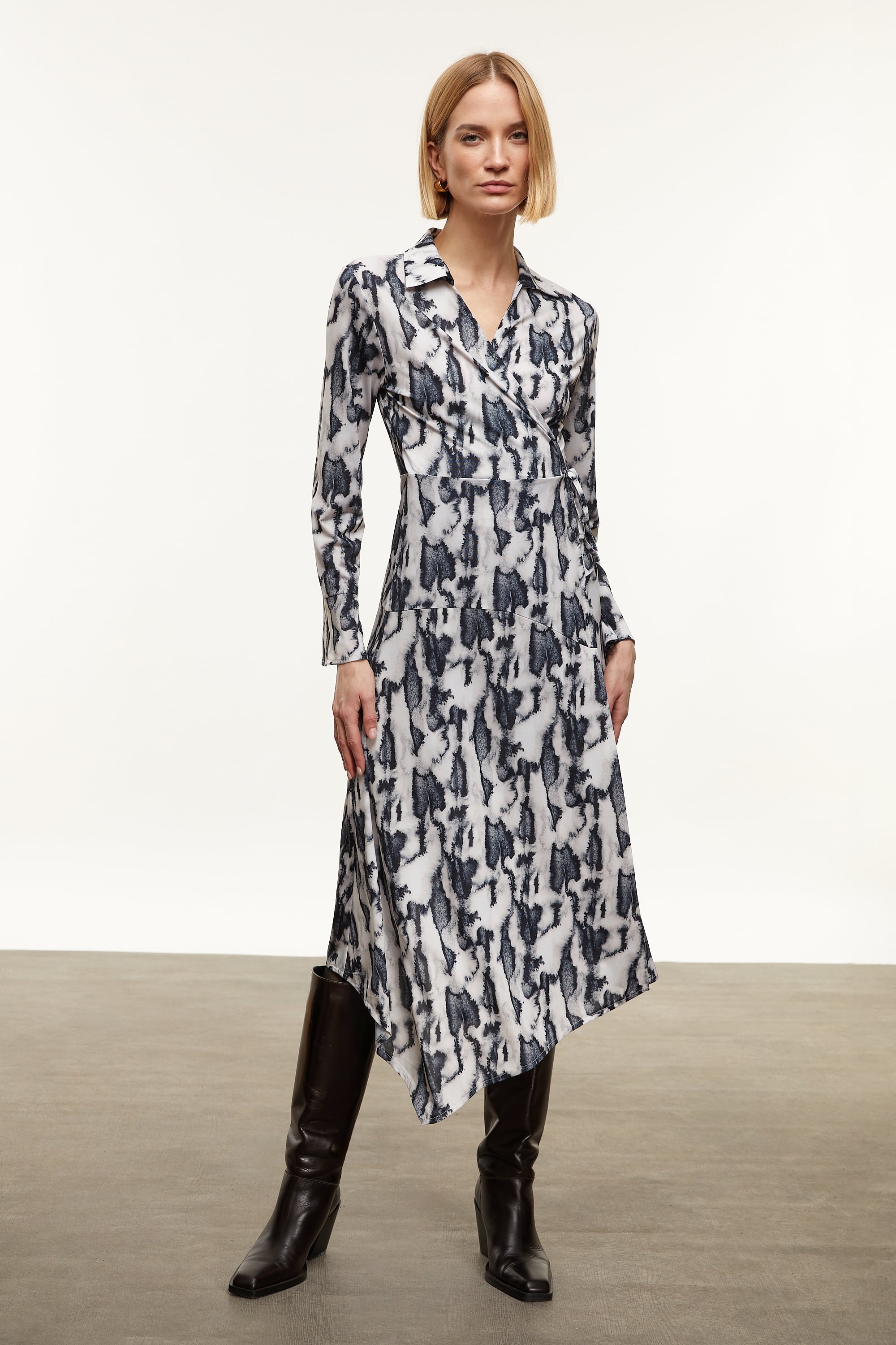 DESENLİ MİDİ ASİMETRİK ELBİSE