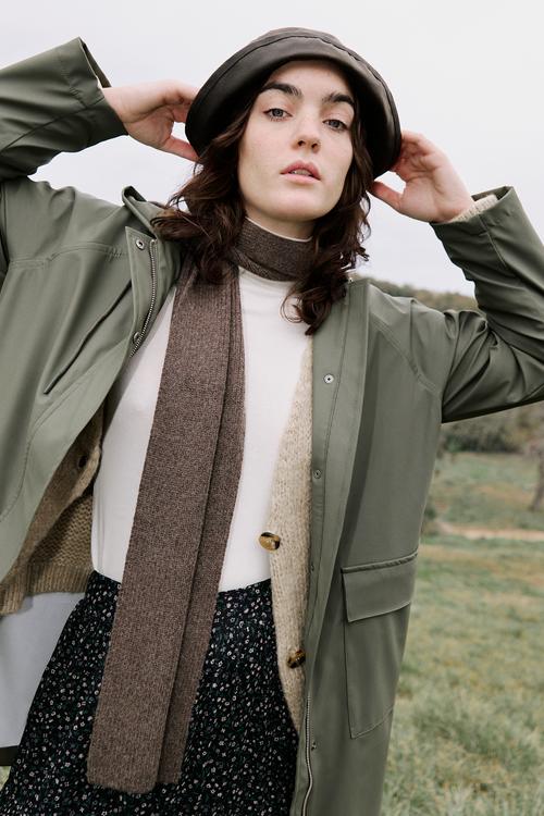  KAPÜŞONLU YAĞMURLUK