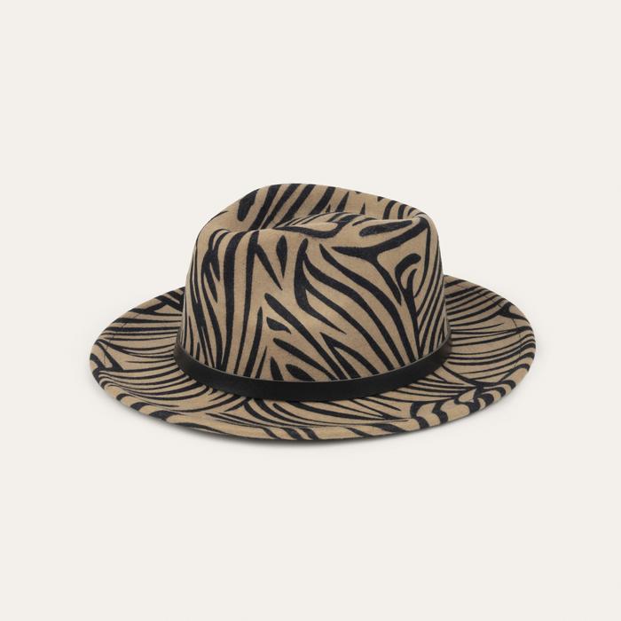 ZEBRA DESENLİ FÖTR YÜN ŞAPKA