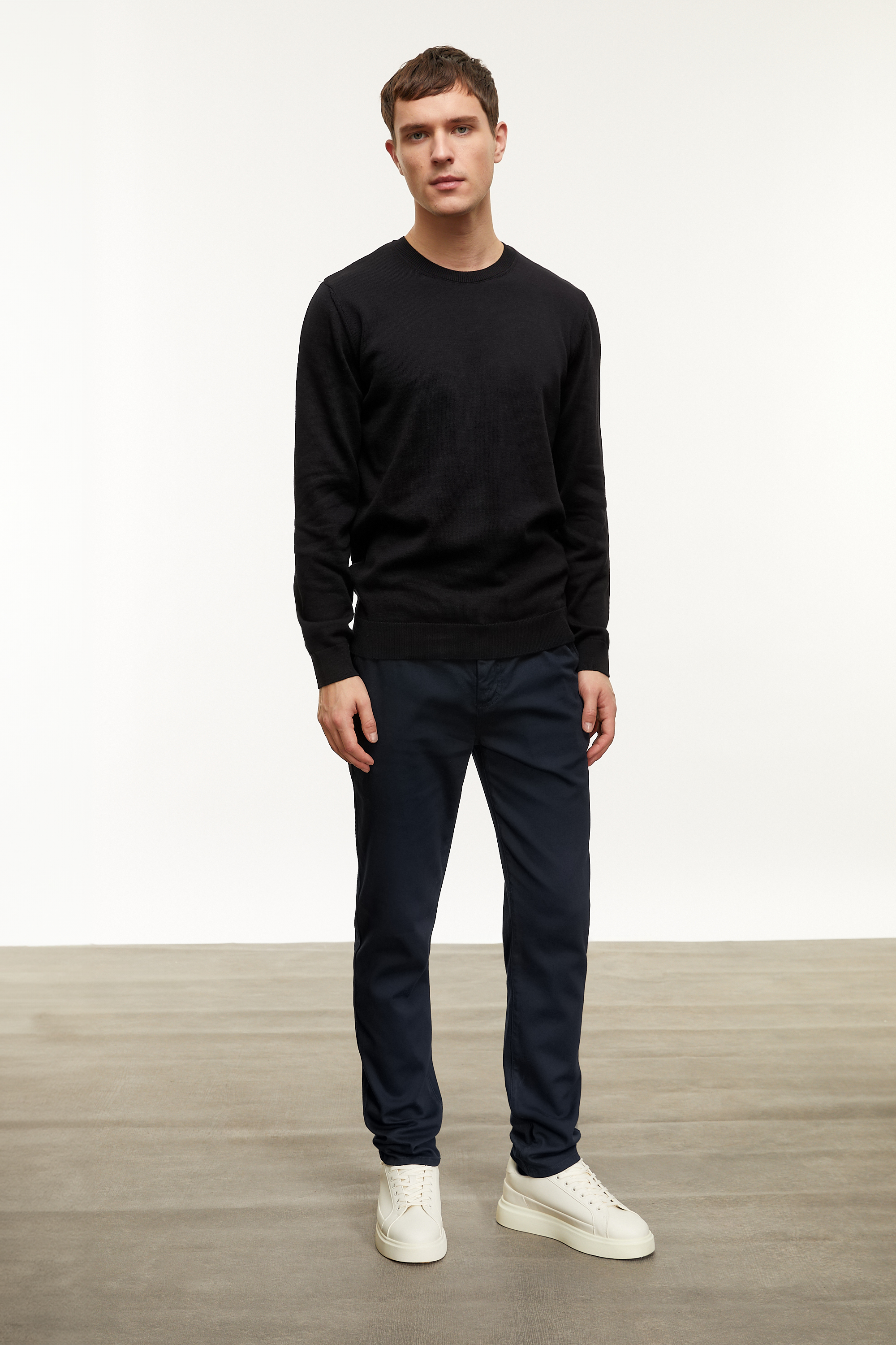 BİSİKLET YAKA TRİKO KAZAK