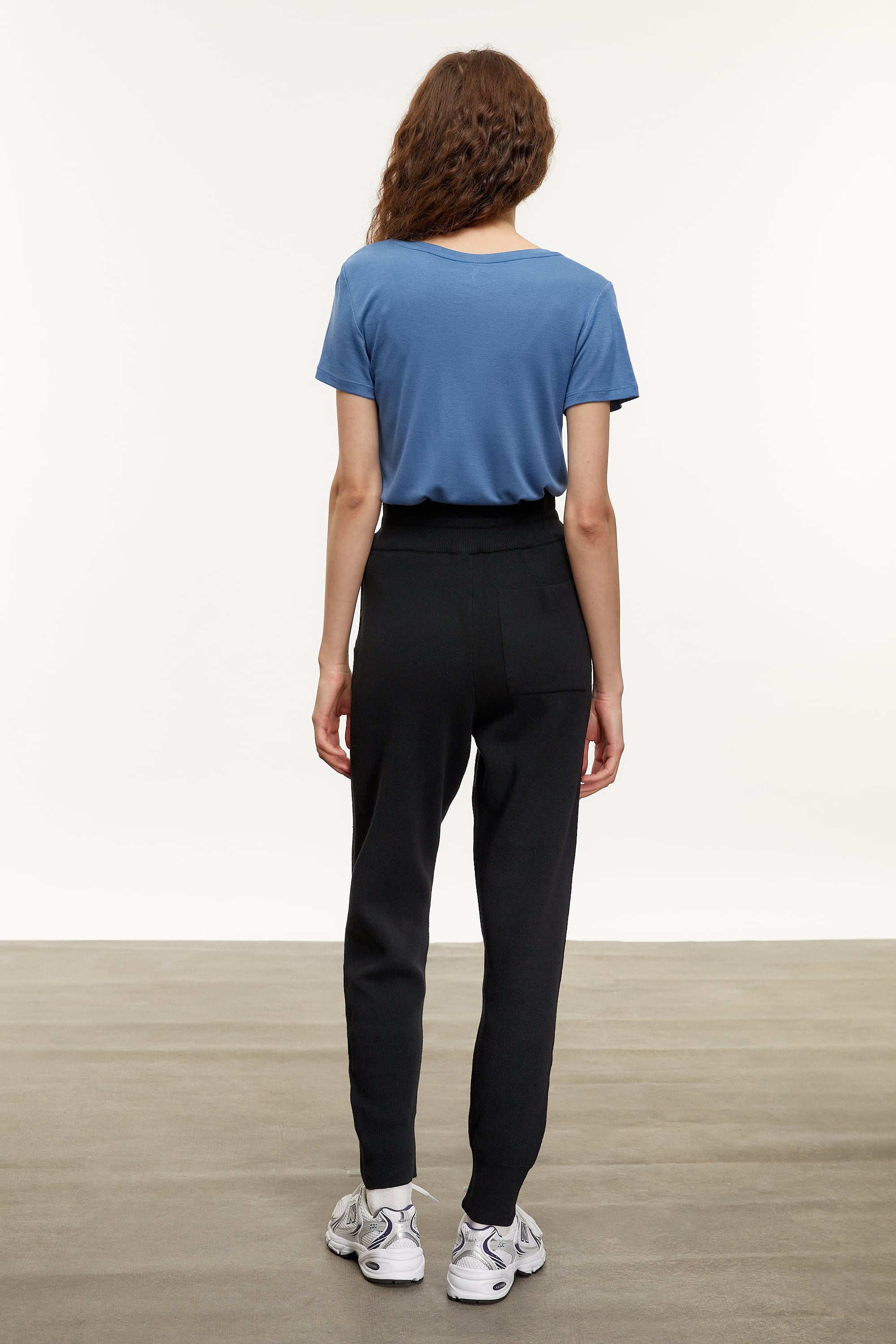 HAVUÇ KESİM TRİKO PANTOLON