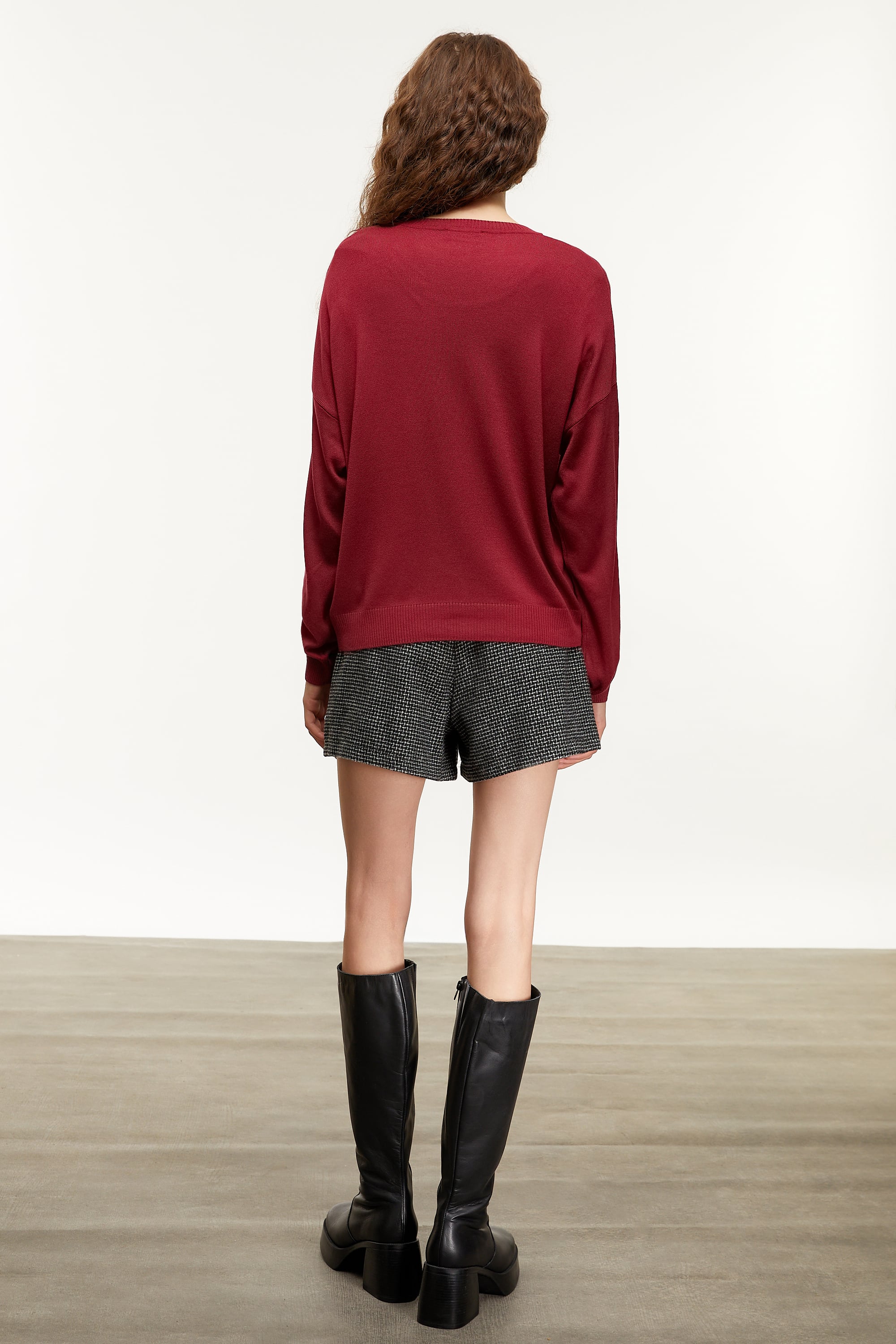 BİSİKLET YAKA TRİKO KAZAK