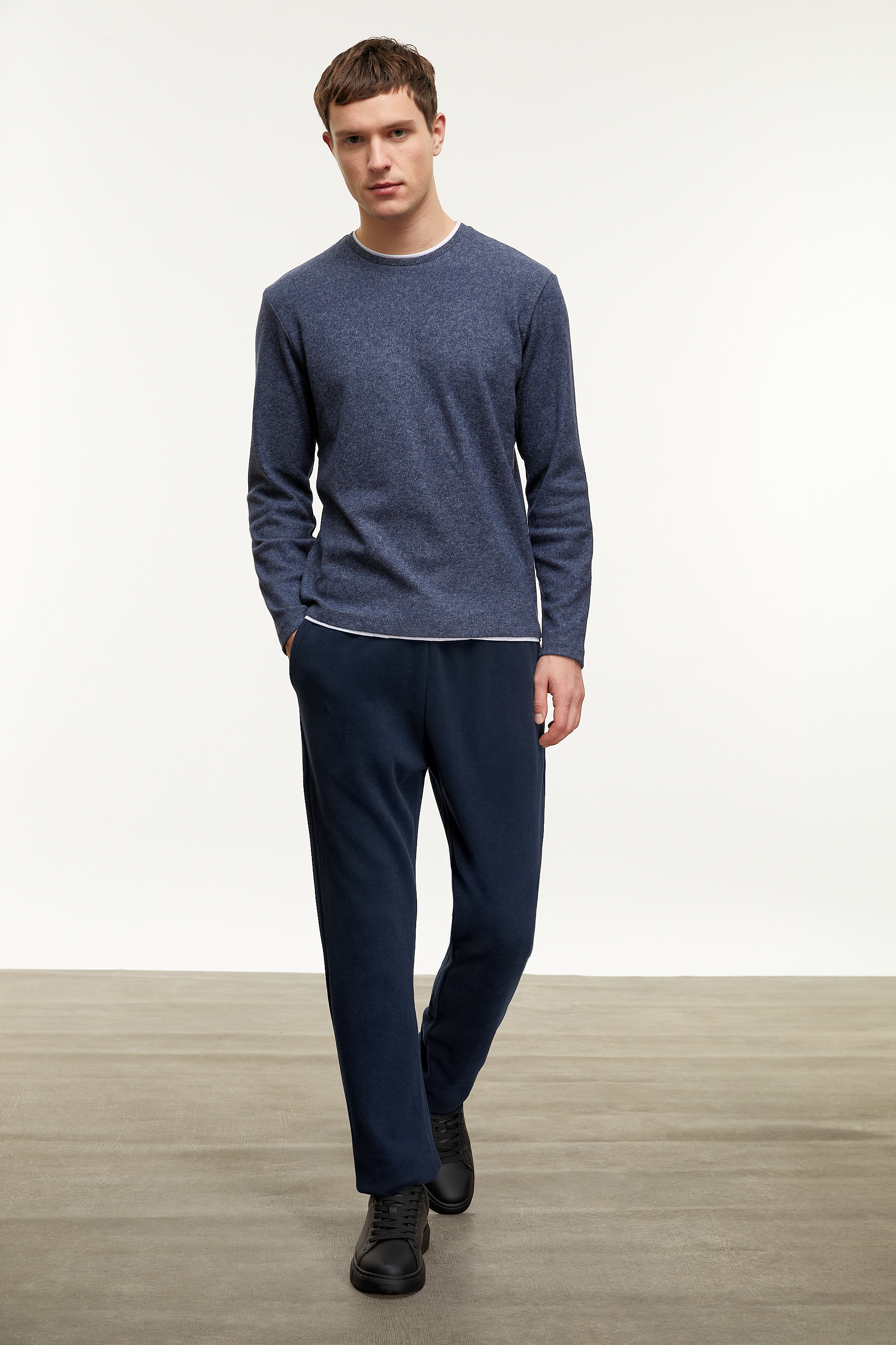 BİSİKLET YAKA SWEATSHIRT