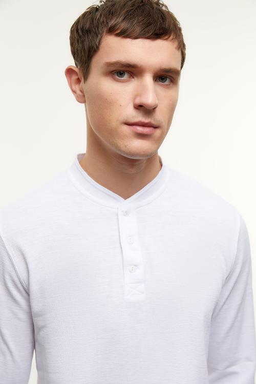  DÜĞMELİ UZUN KOLLU T-SHIRT