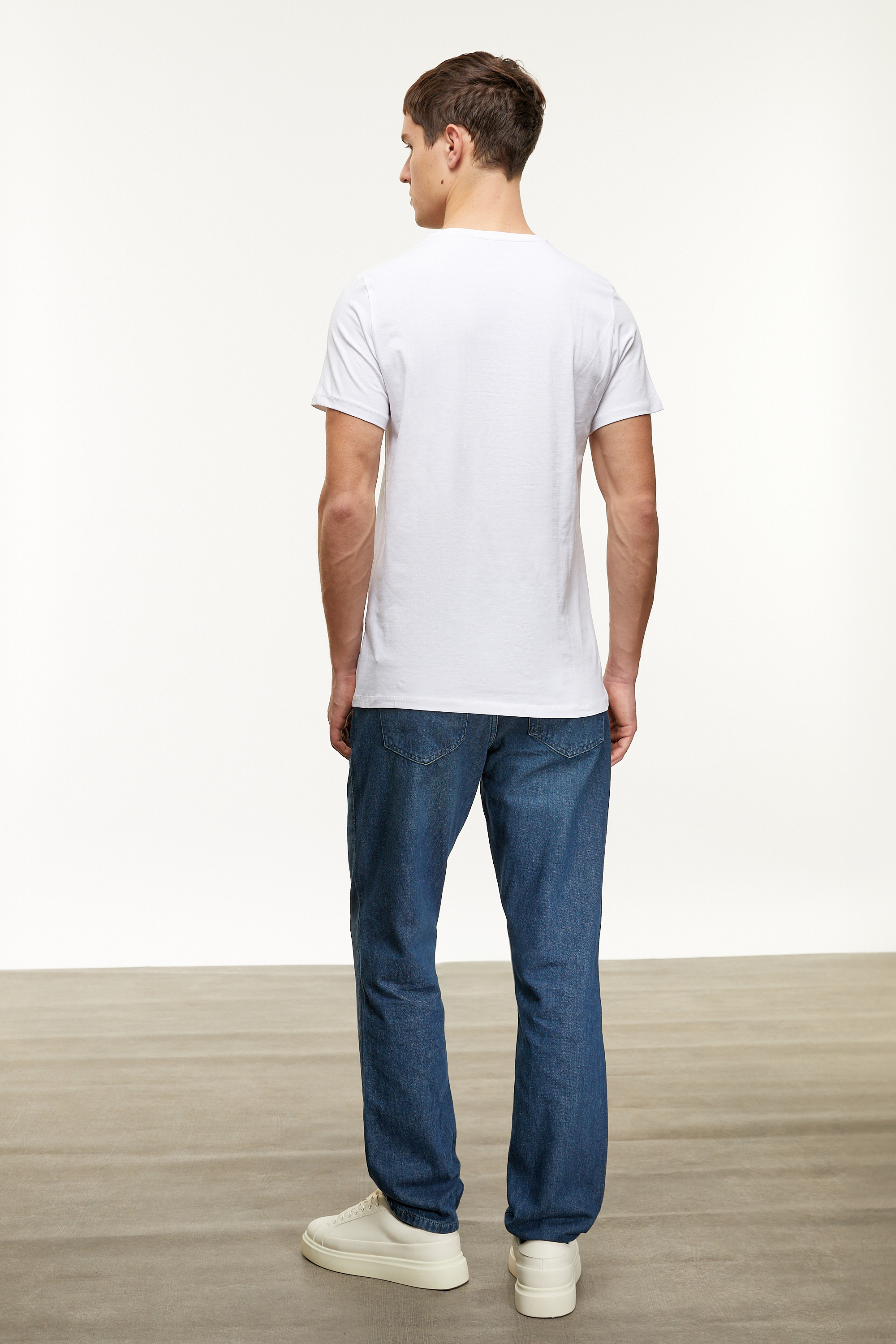 BİSİKLET YAKA KISA KOLLU T-SHIRT