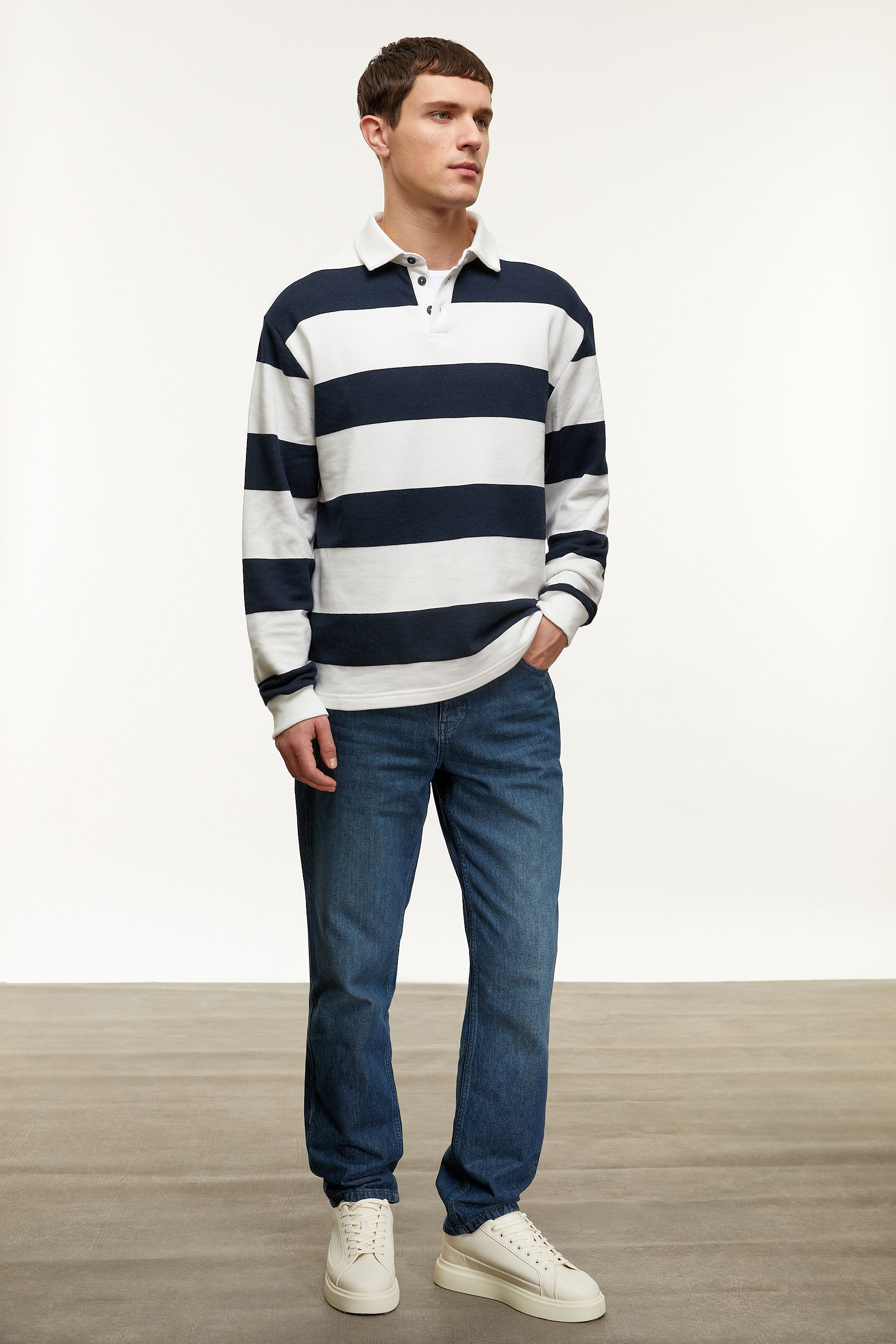 ÇİZGİLİ POLO YAKA SWEATSHIRT